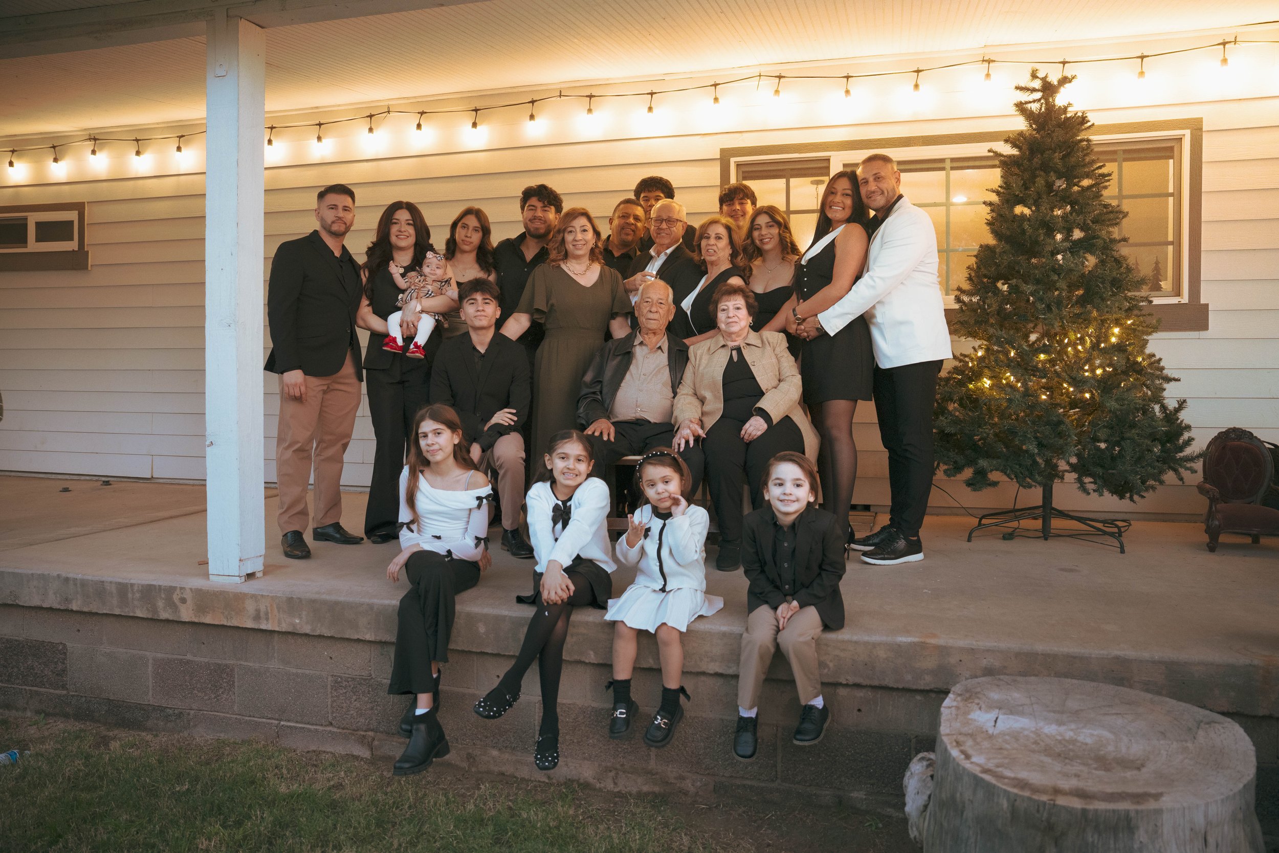 FAMILY PHOTOS-123.jpg