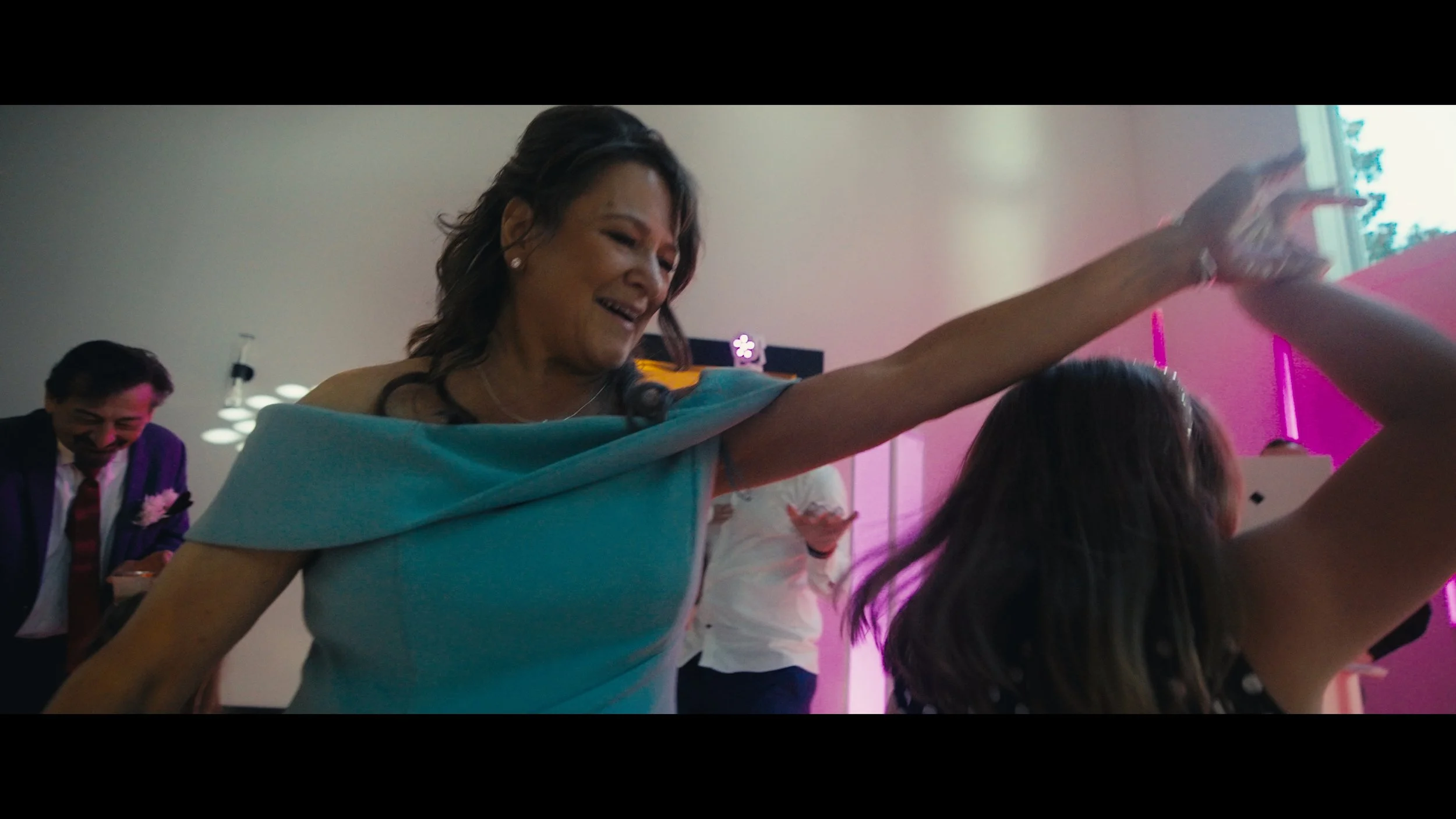 Still 2025-12-02 210729_1.46.1.jpg