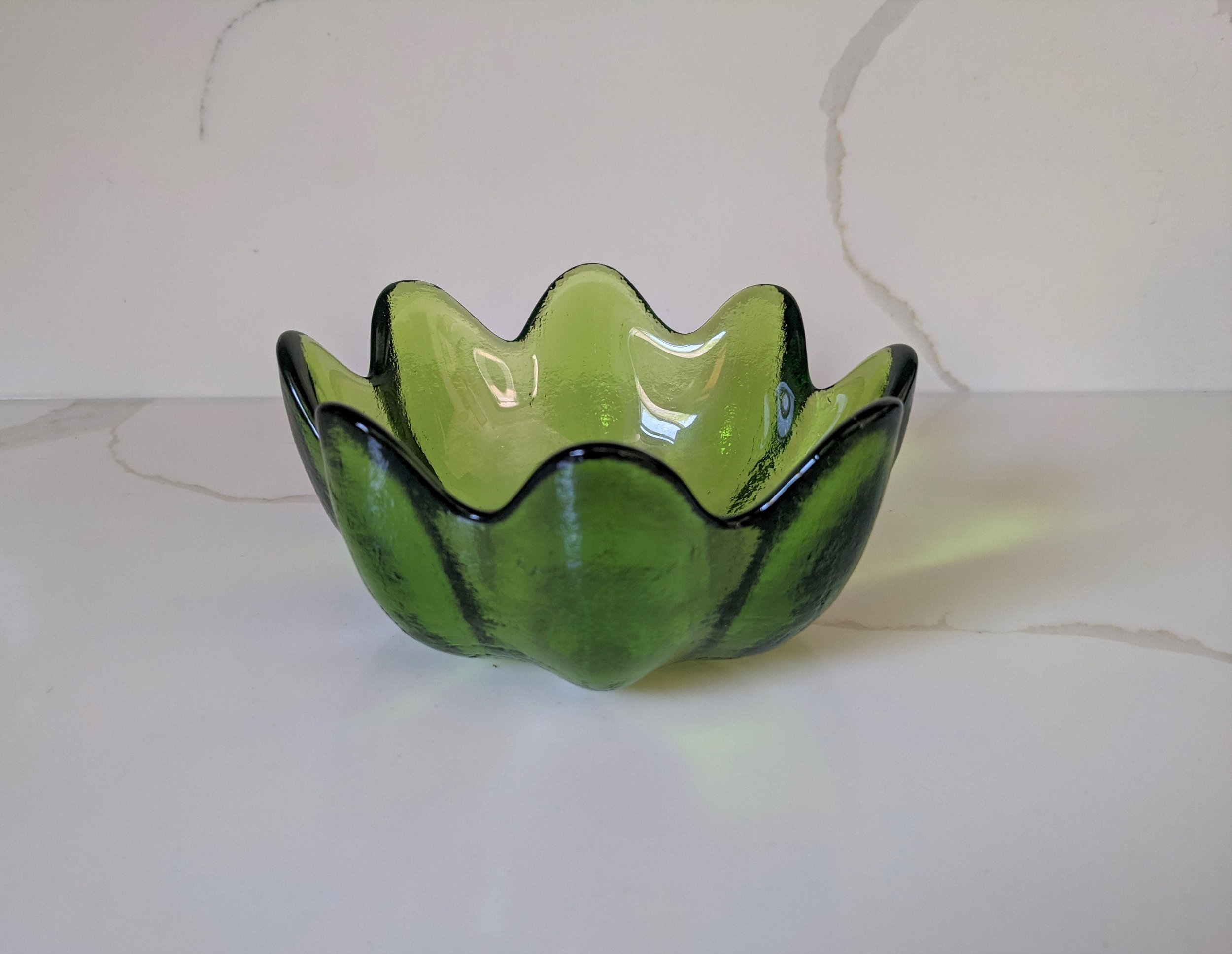 https://i.etsystatic.com/8494428/r/il/9be7c6/4002726790/il_fullxfull.4002726790_corm.jpg