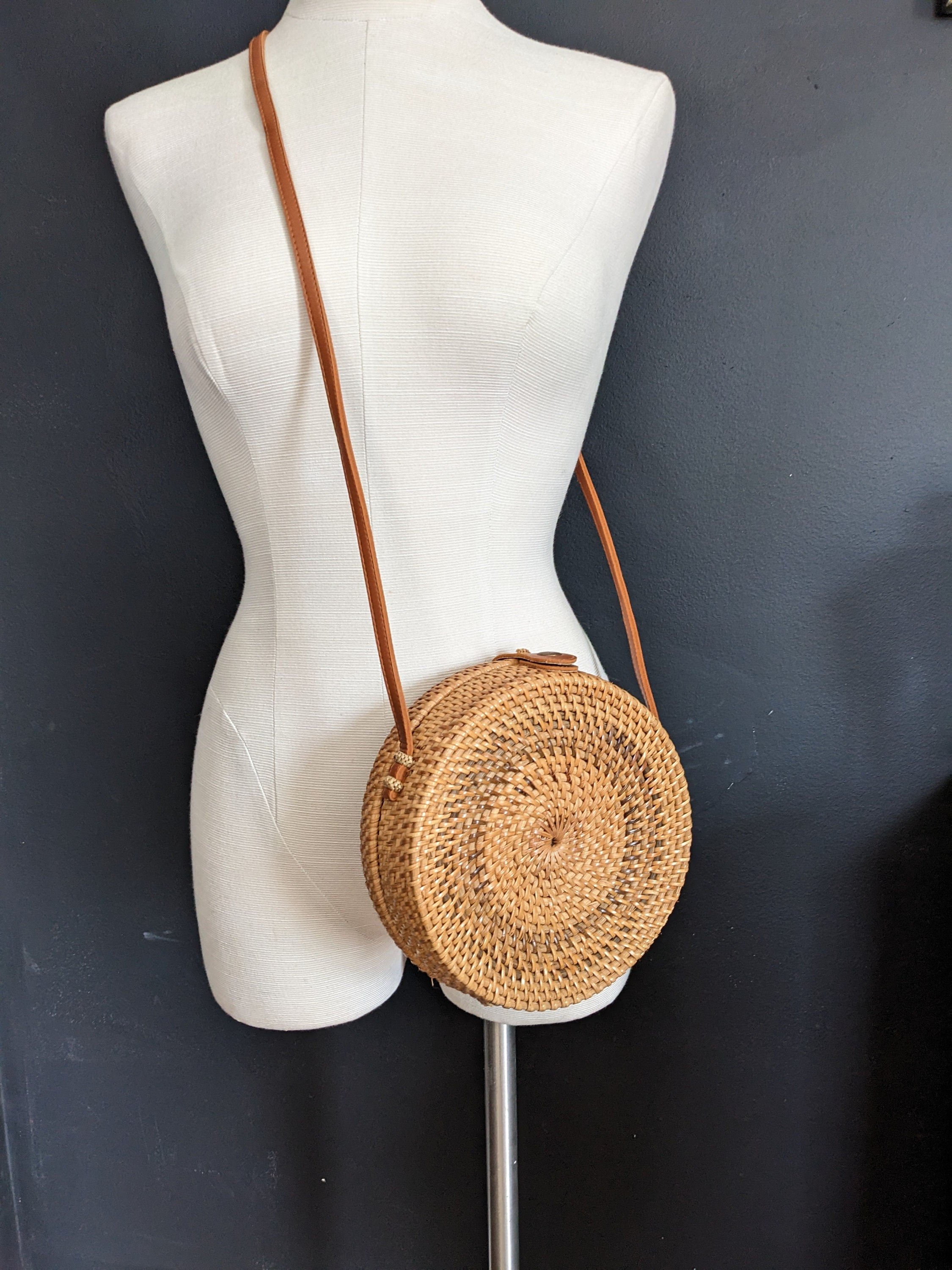 https://i.etsystatic.com/8494428/r/il/60bab9/4633528220/il_fullxfull.4633528220_ezk6.jpg
