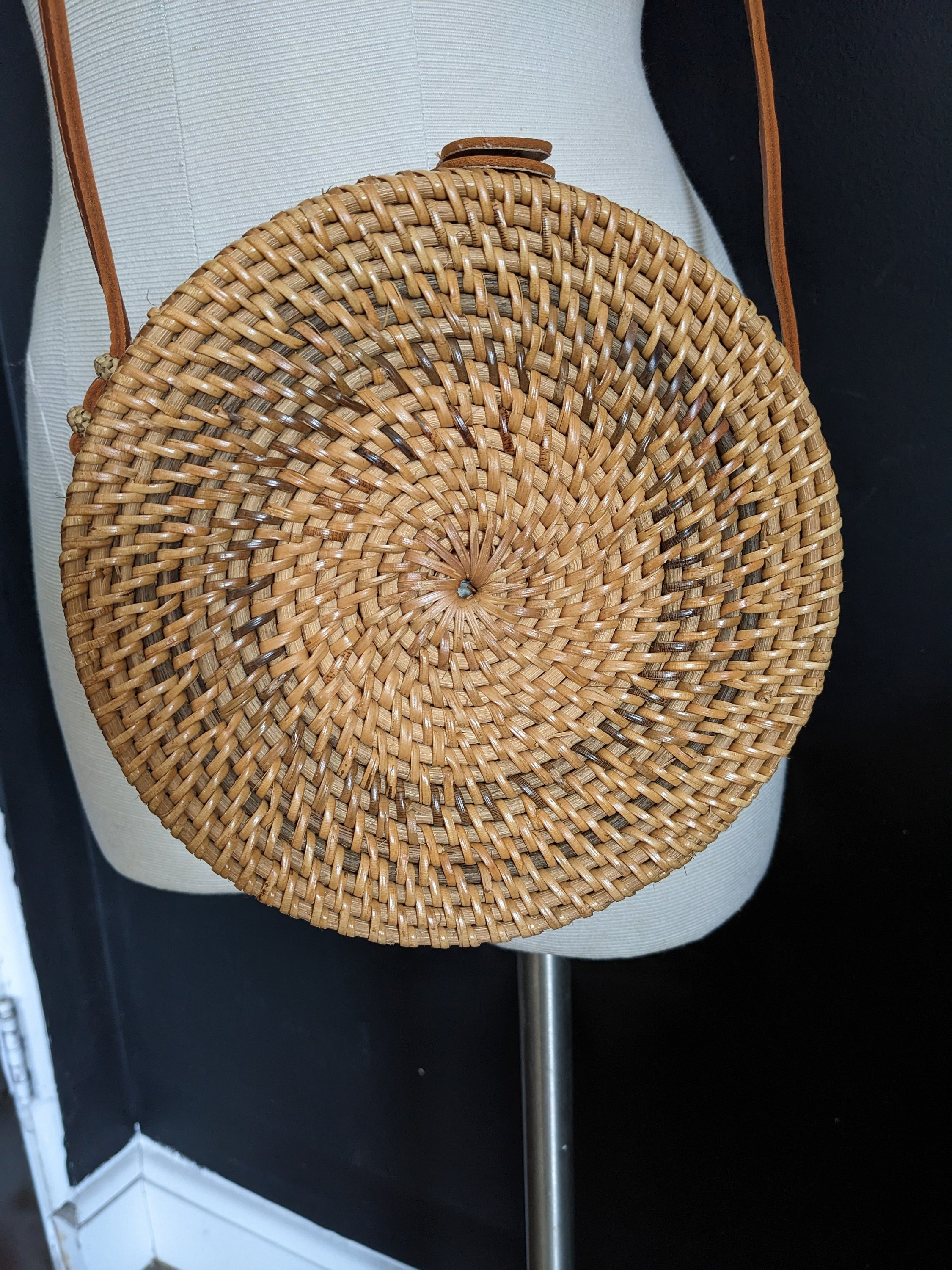 https://i.etsystatic.com/8494428/r/il/02c62d/4681766233/il_fullxfull.4681766233_qw4y.jpg
