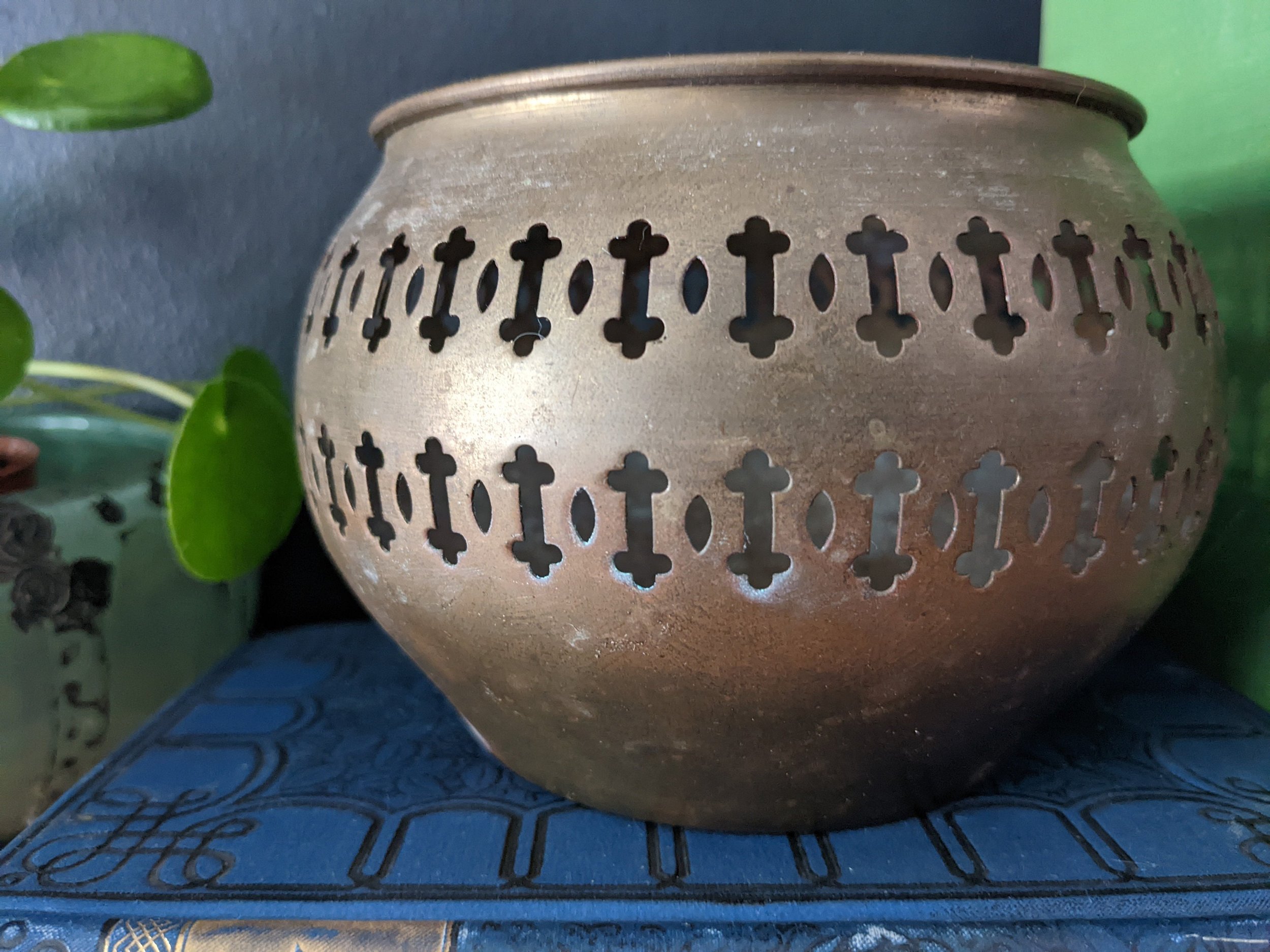 https://i.etsystatic.com/8494428/r/il/5892b1/4057468741/il_fullxfull.4057468741_tjcn.jpg