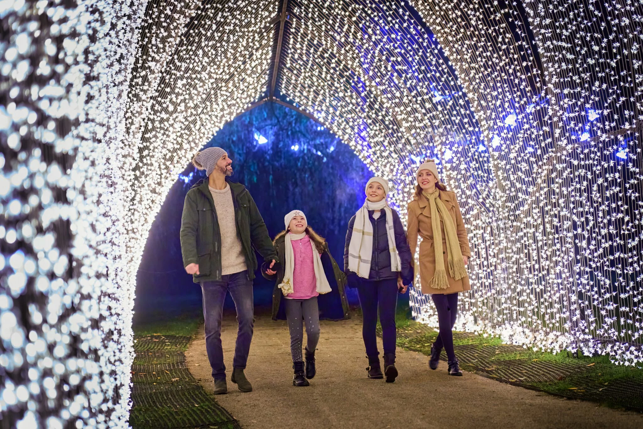 A Joyous Family Adventure: Christmas Lights at Leeds Castle Infographic guide - Christmas Extravaganza! Christmas Activities Festivities Experiences Lights 2024 2025