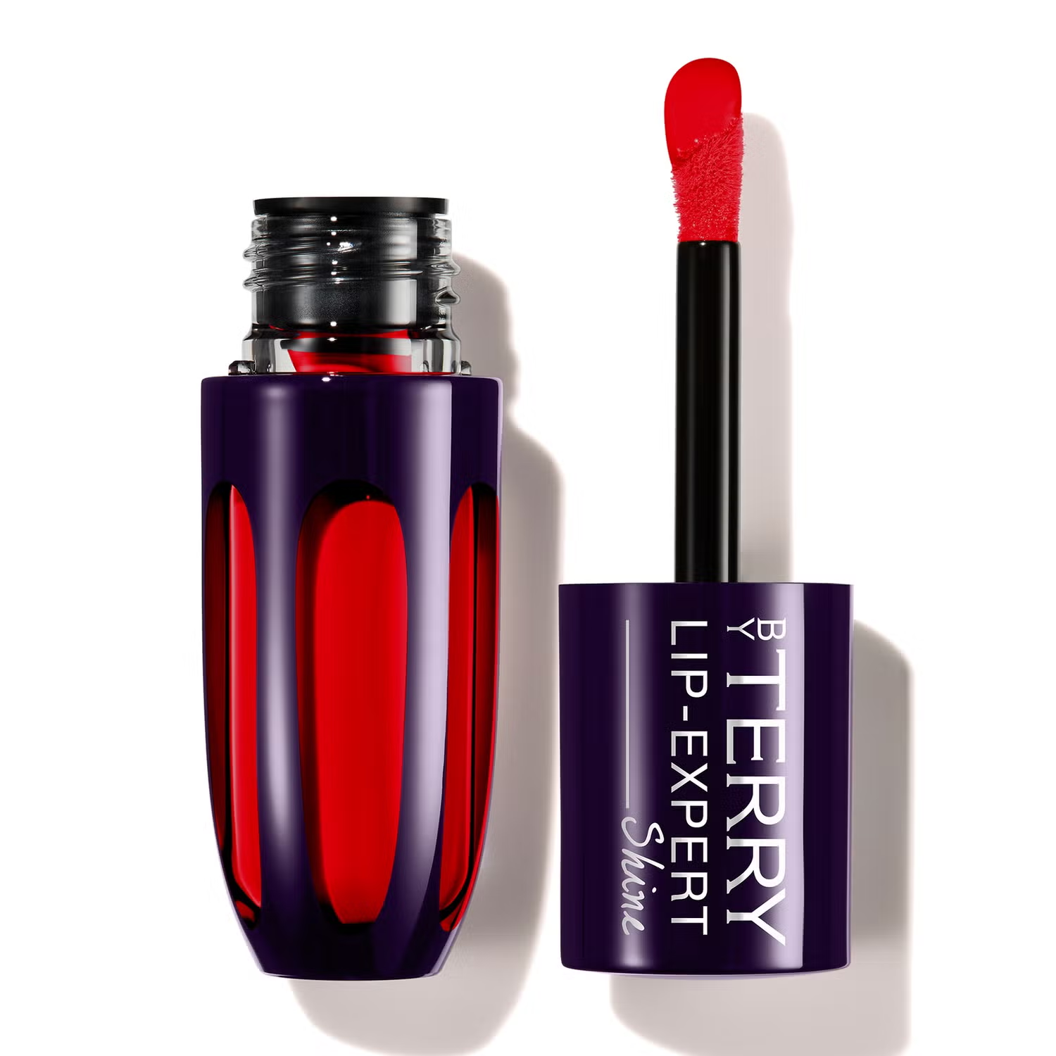 red-lipstic-elegant-red-lipstick-for-christmas-season.png