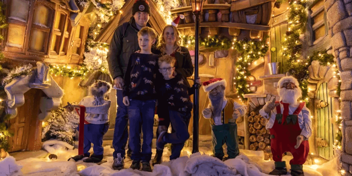 puxton park supper with santa 2025, puxton park christmas evening event, north somerset santa supper tickets, puxton park magical christmas adventure, family friendly christmas dining somerset, santa meet and greet puxton park