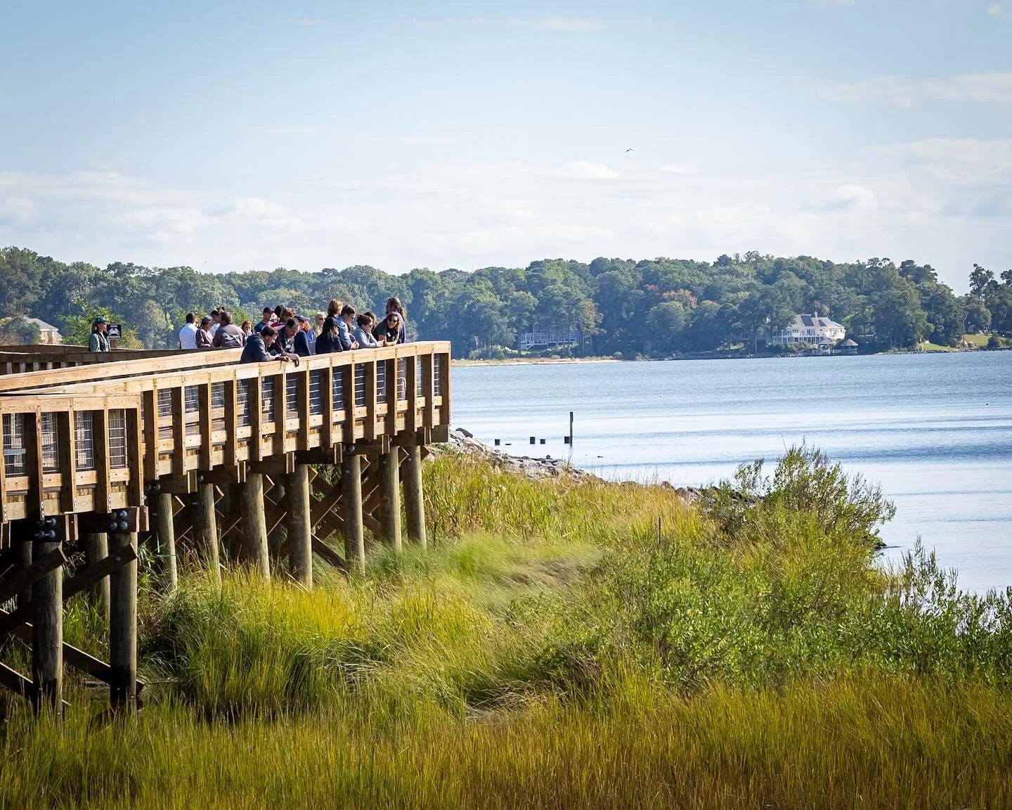 A beautiful afternoon at Riverview Farm Park in NN with the Living Shoreline Collaborative! This is a gorgeous shoreline installation! 
*
*
*
@jravirginia @cityofnn @suemanganphotography #livingshorelinecollaborative