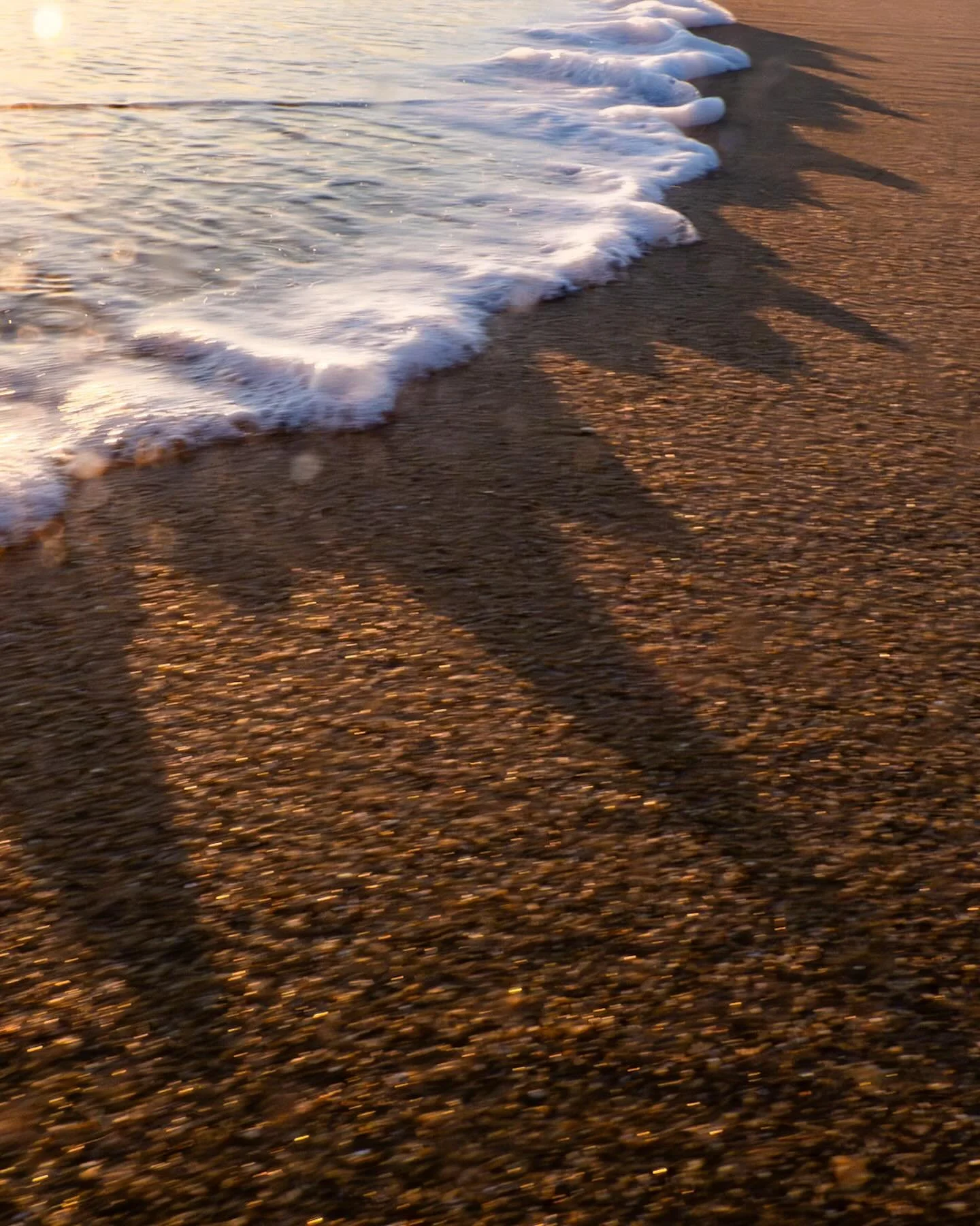 Foam shadows. 
*
*
*
#eastbeachnorfolk #sunrise #shadows @suemanganphotography