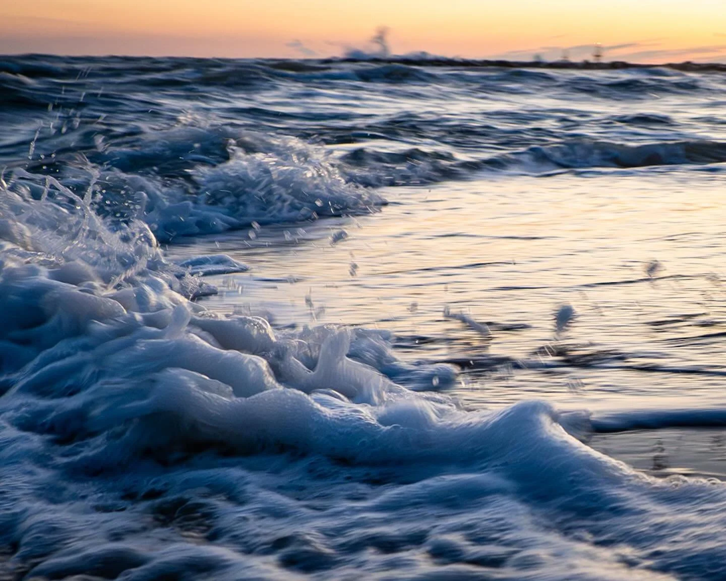 Nothing like the Chesapeake Bay at sunrise! 
*
*
*
#chesapeakebay #eastbeachnorfolk #sunrise @suemanganphotography #savethebay