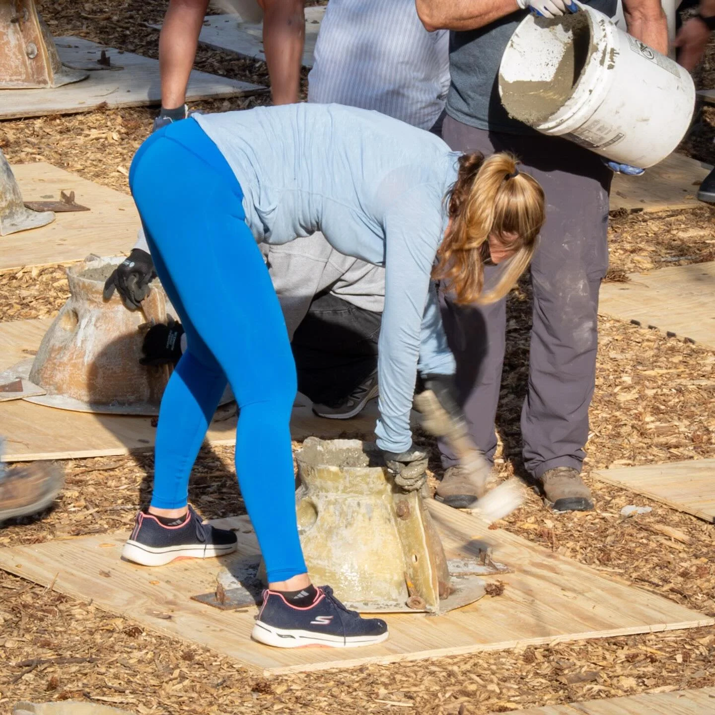 Mallet use in reef ball building! 
*
*
*
@cbf_virginia #reefballbuilding #savethebay @suemanganphotography