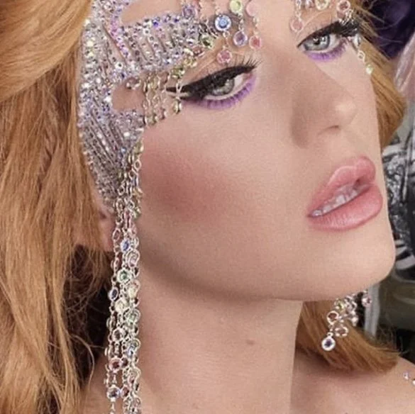 Taylor Swift, J Maskrey,  Skin Jewelry,