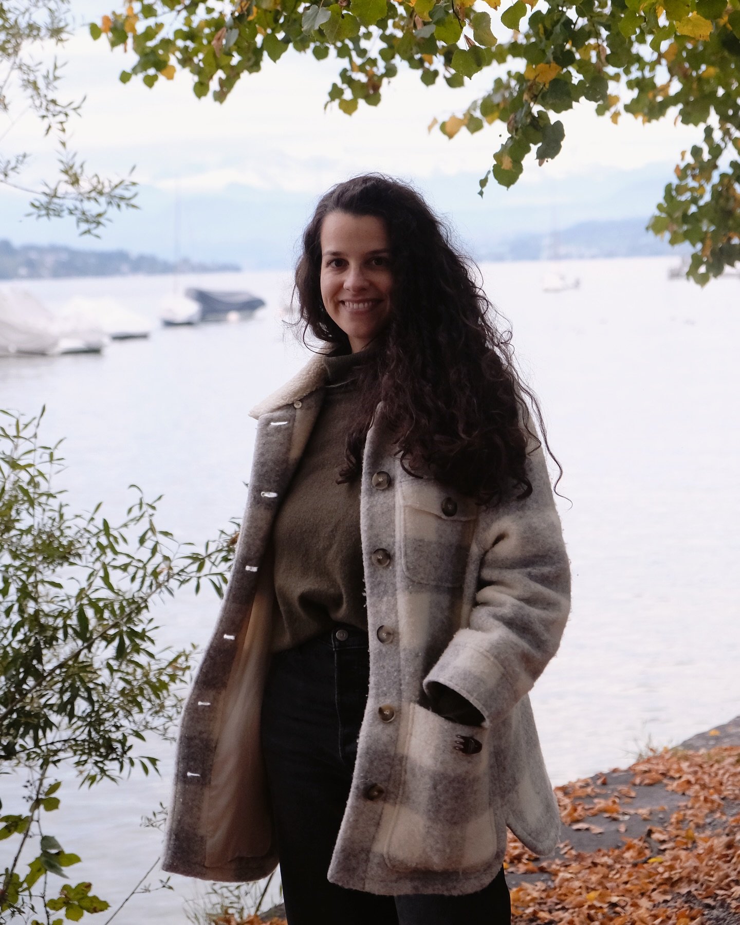 .

👰🏻&zwj;♀️Hello brides &amp; grooms-to-be!
🌸Hello flower friends! 

My name is Kathrin and I&rsquo;m an enthusiastic flower lover, I love colors and putting nice things together, so at the end there&rsquo;s a memorable experience. Creating a dre