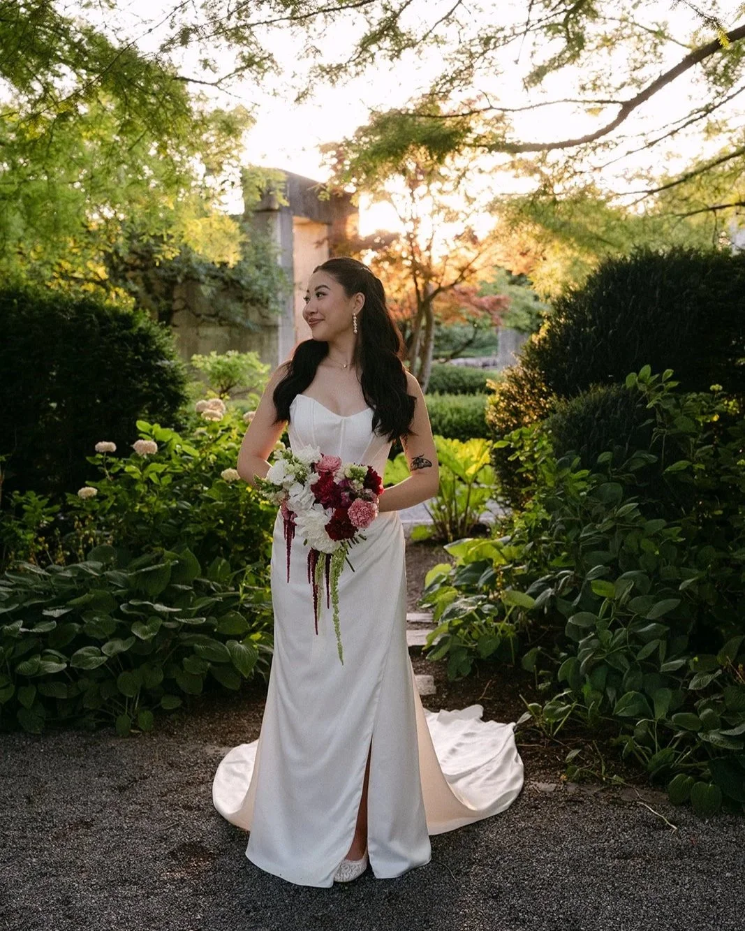 wildflowery.ch_enea+tree+museum_bridal+bouquet.jpg