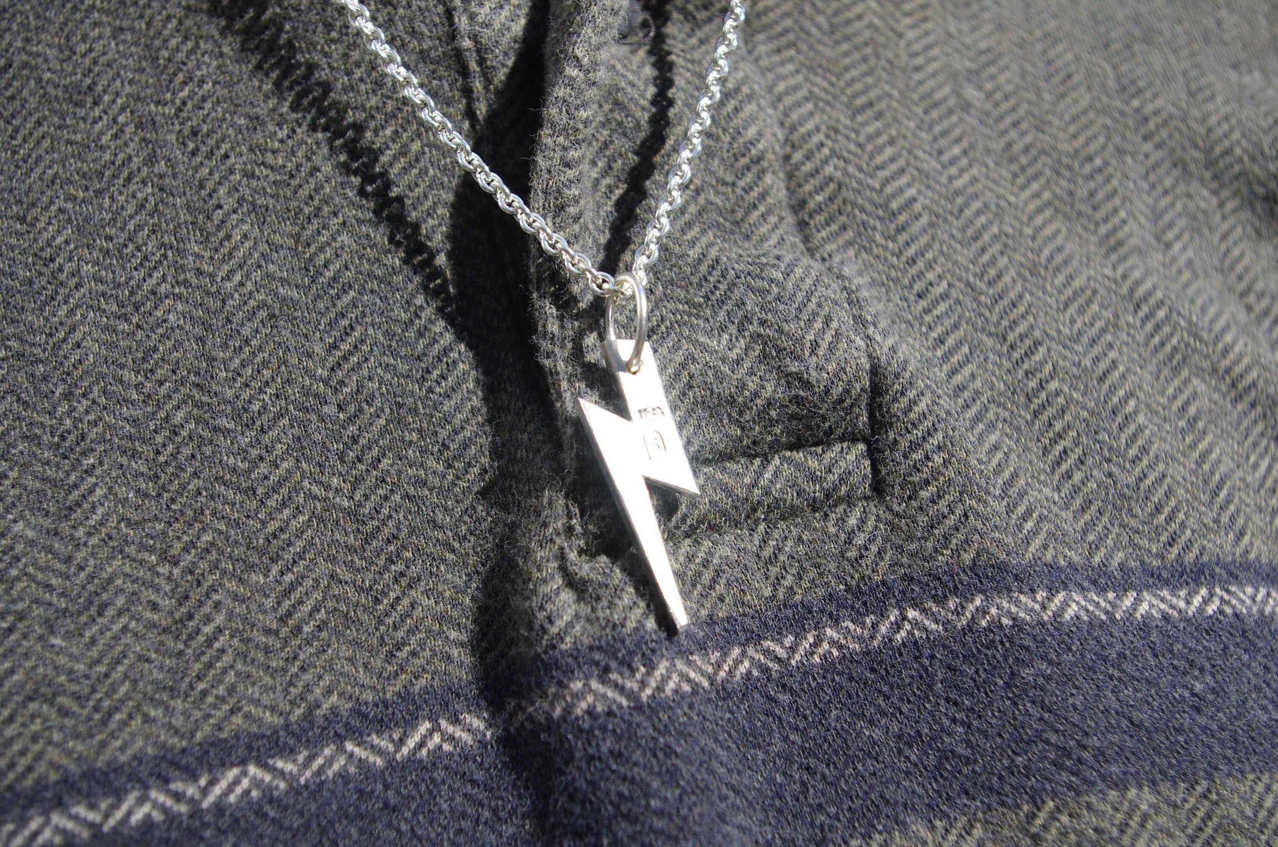 https://i.etsystatic.com/15383900/r/il/51e37a/4425737787/il_fullxfull.4425737787_9h5z.jpg