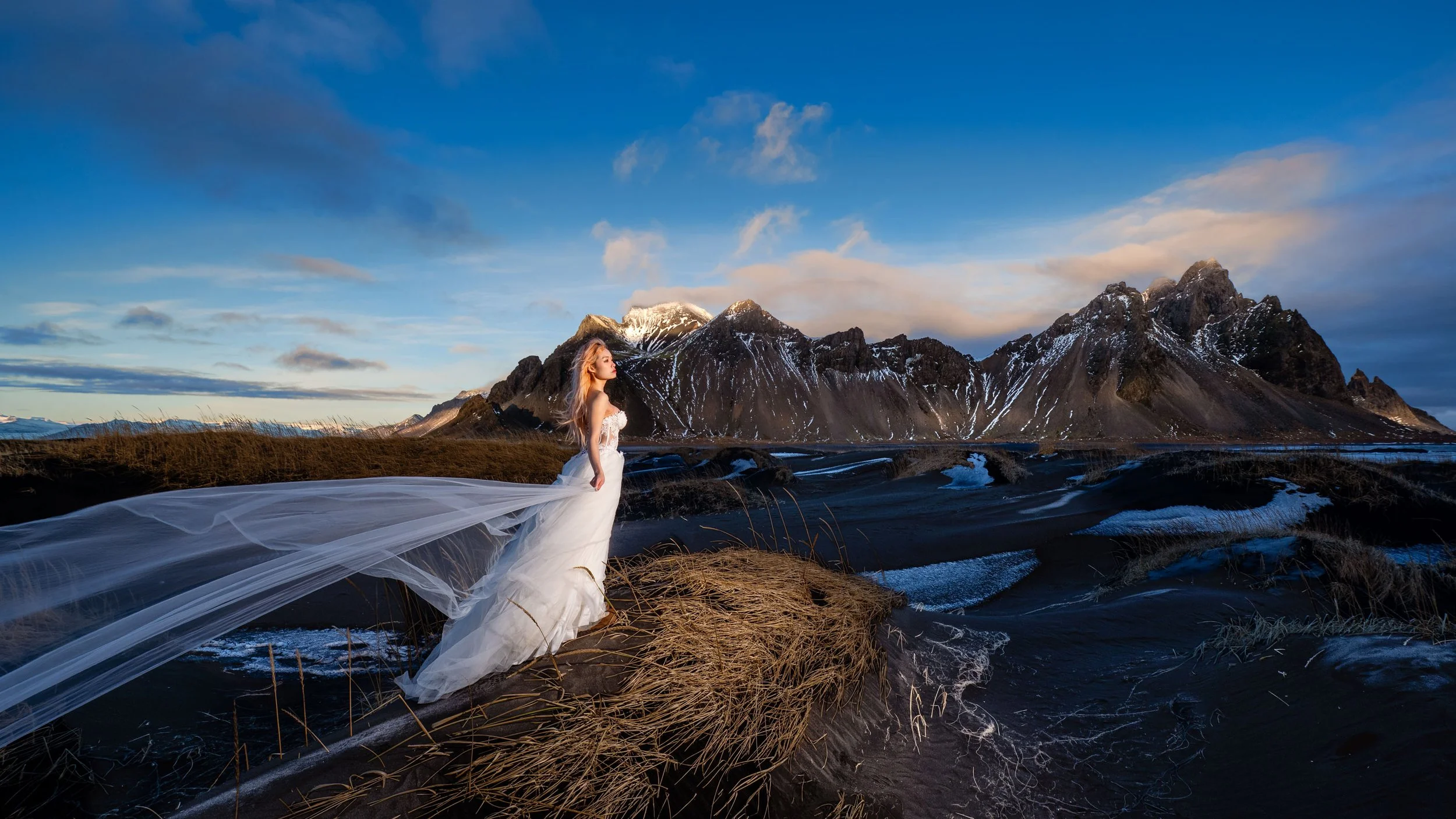 Chasing the Arctic Light: A Late November Pre-Wedding Adventure in Iceland