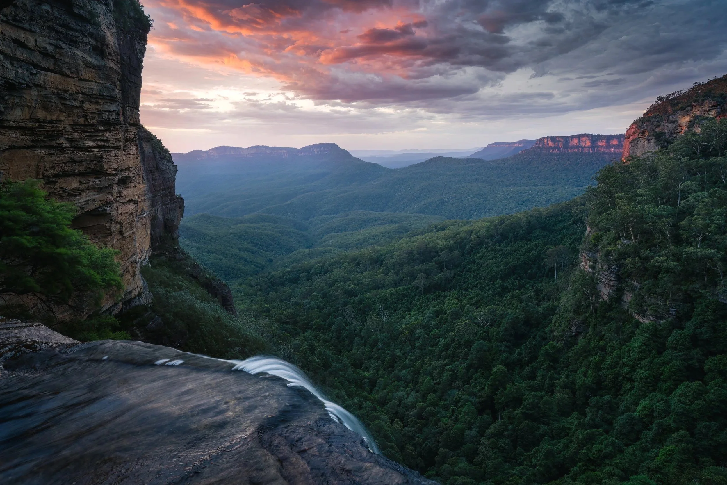 A beautiful morning spent on top of Katoomba falls 
