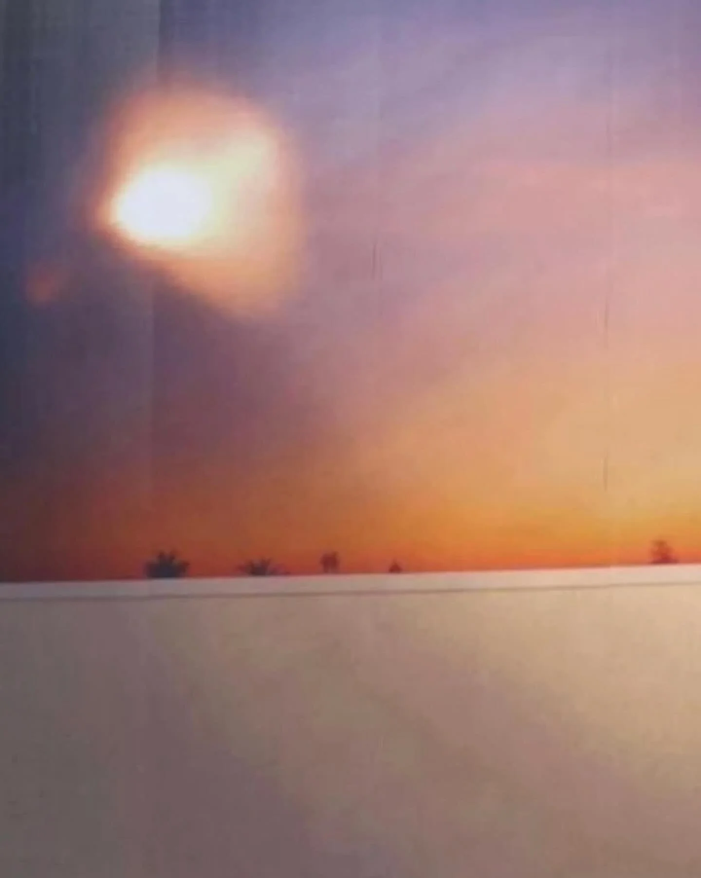 First Ten 2025-2026 grantee highlight: Victoria Fu (@vvvfffuuu)

Detail of Victoria Fu, Suns, 2016, documentation of public mural in collaboration with Byron Kim, commission by Murals of La Jolla, La Jolla, CA, 2016-2021