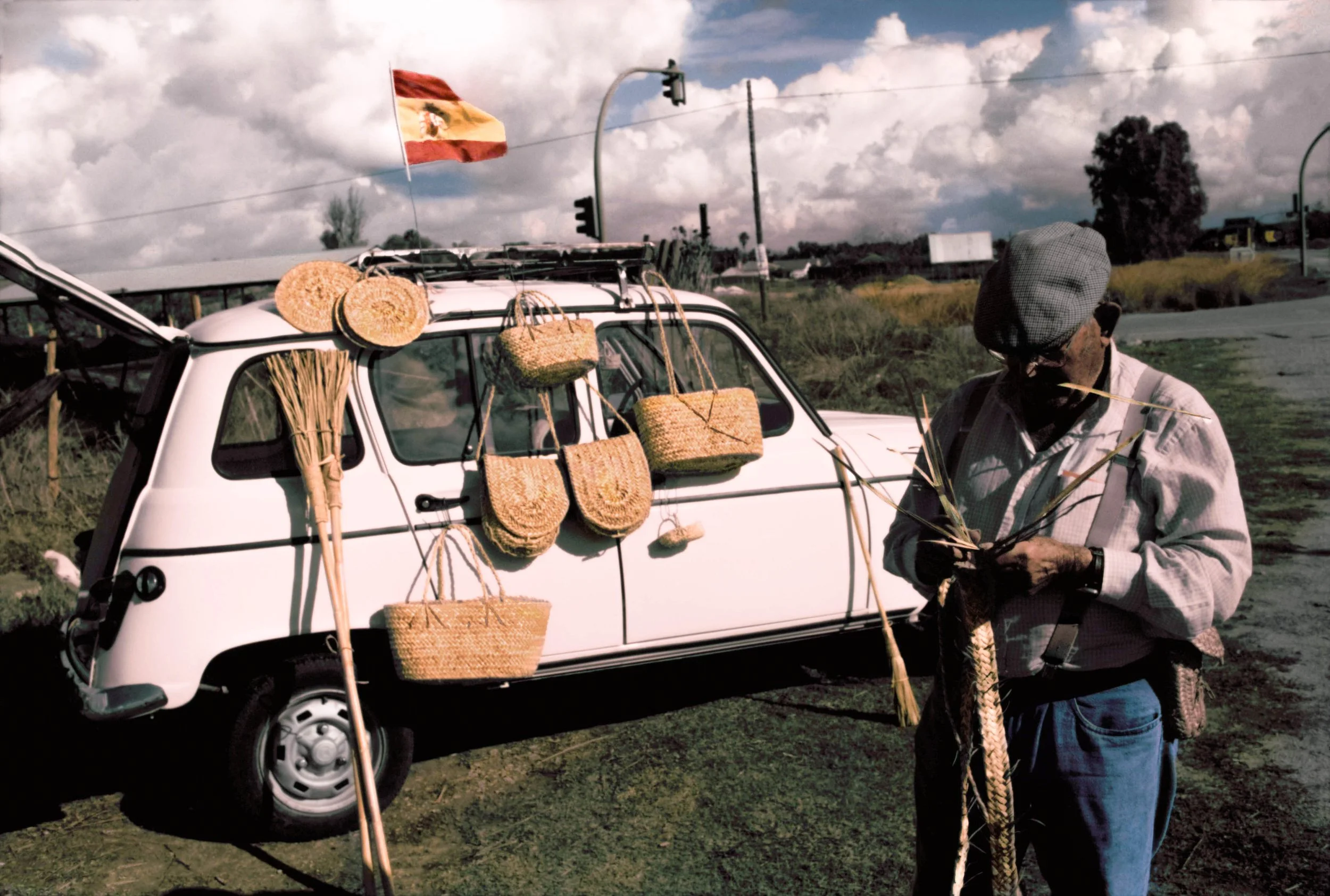 viejo coche sin bordes.jpg