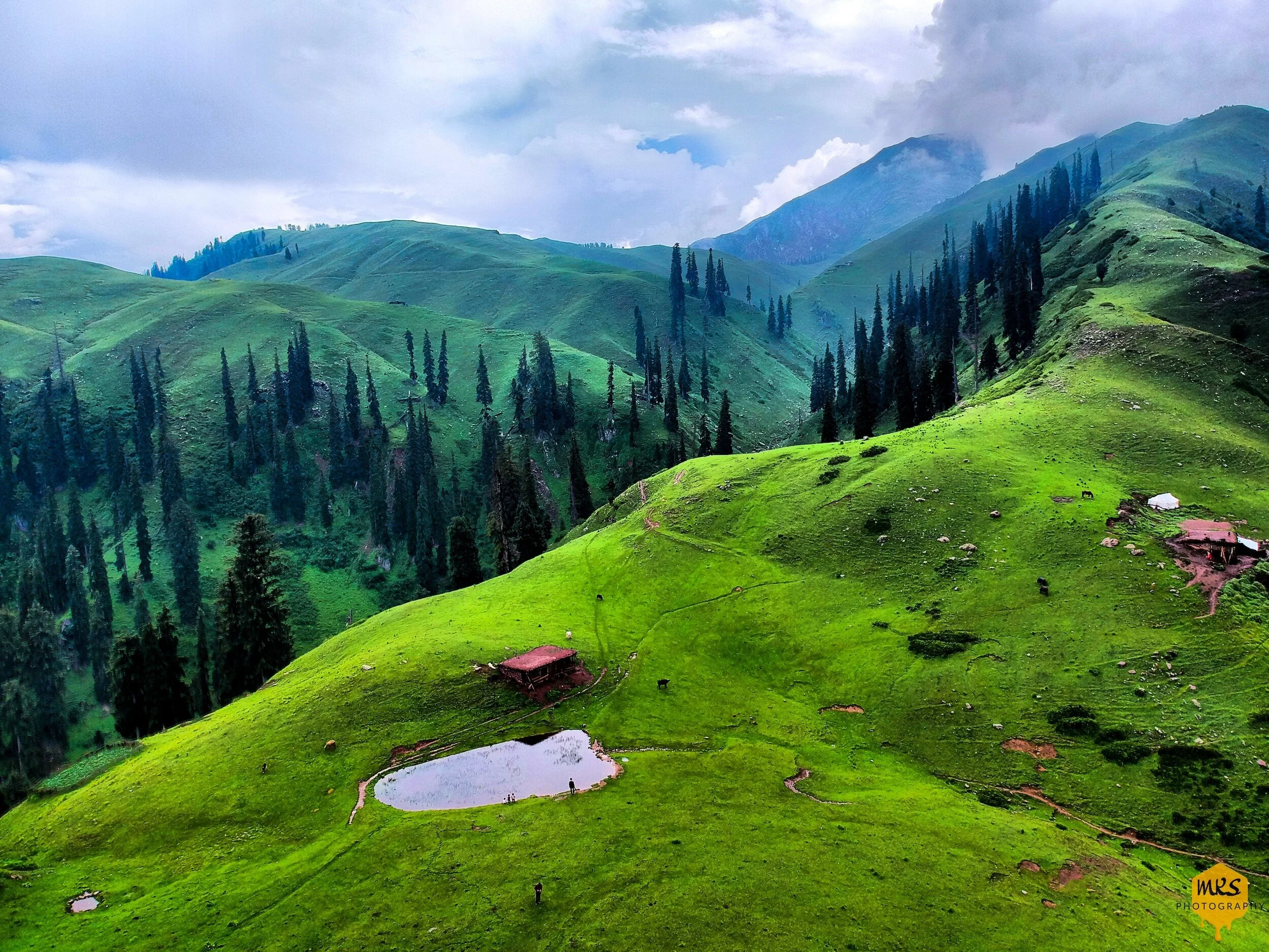 Valleys in Pakistan: Nature's Breathtaking Beauty Explored