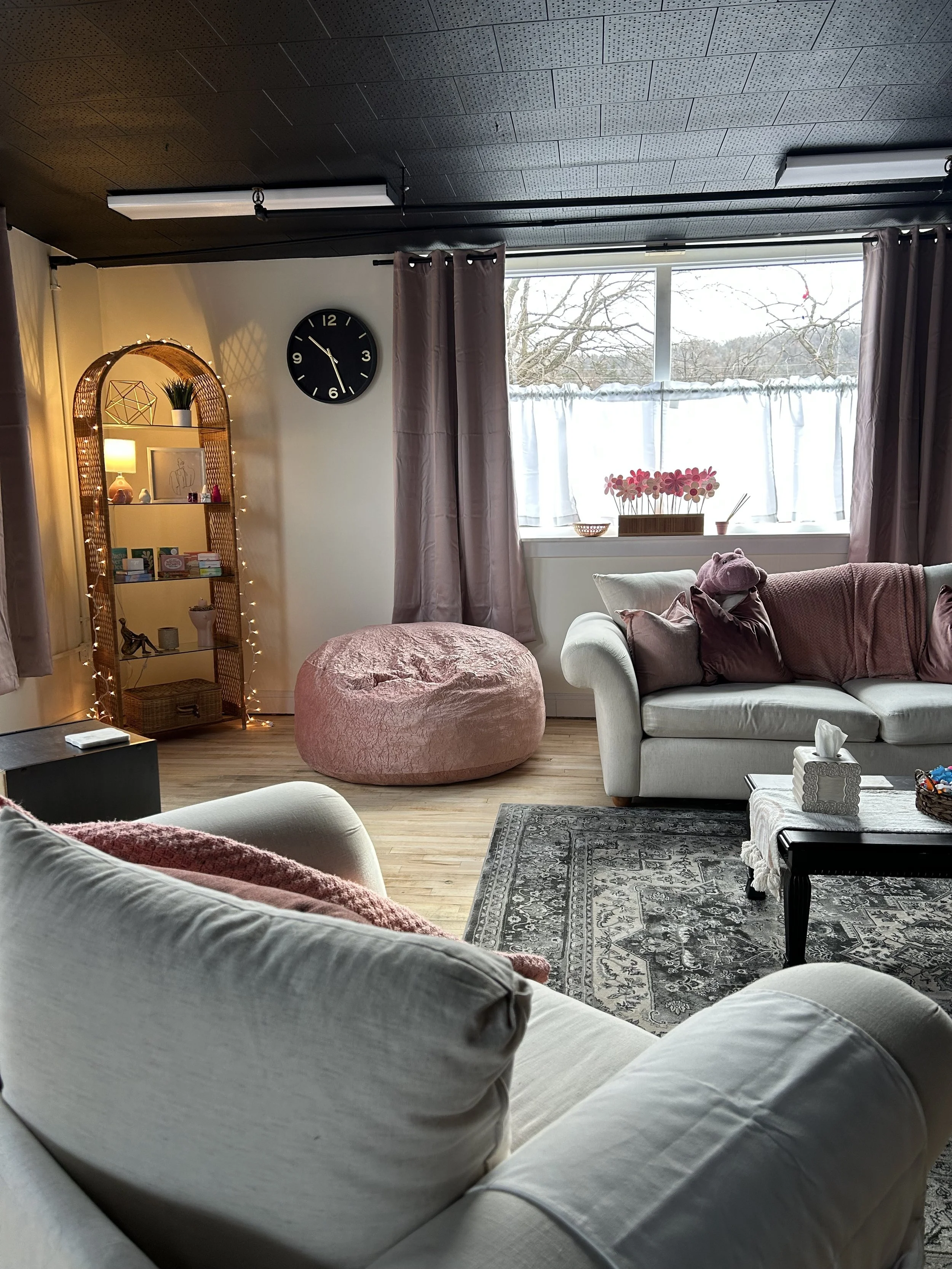 image of eating disorder therapy and counseling office for virtual appointments in new jersey