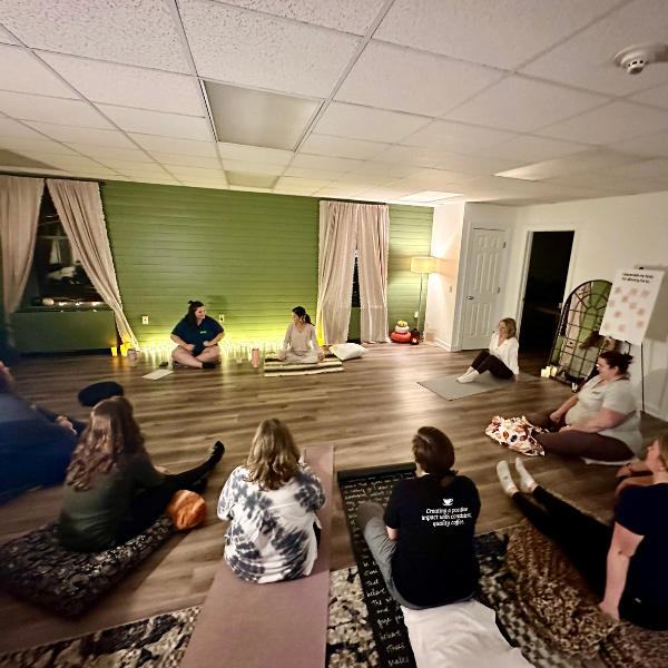 Jess fry therapist in lancaster county hosting a mindful retreat