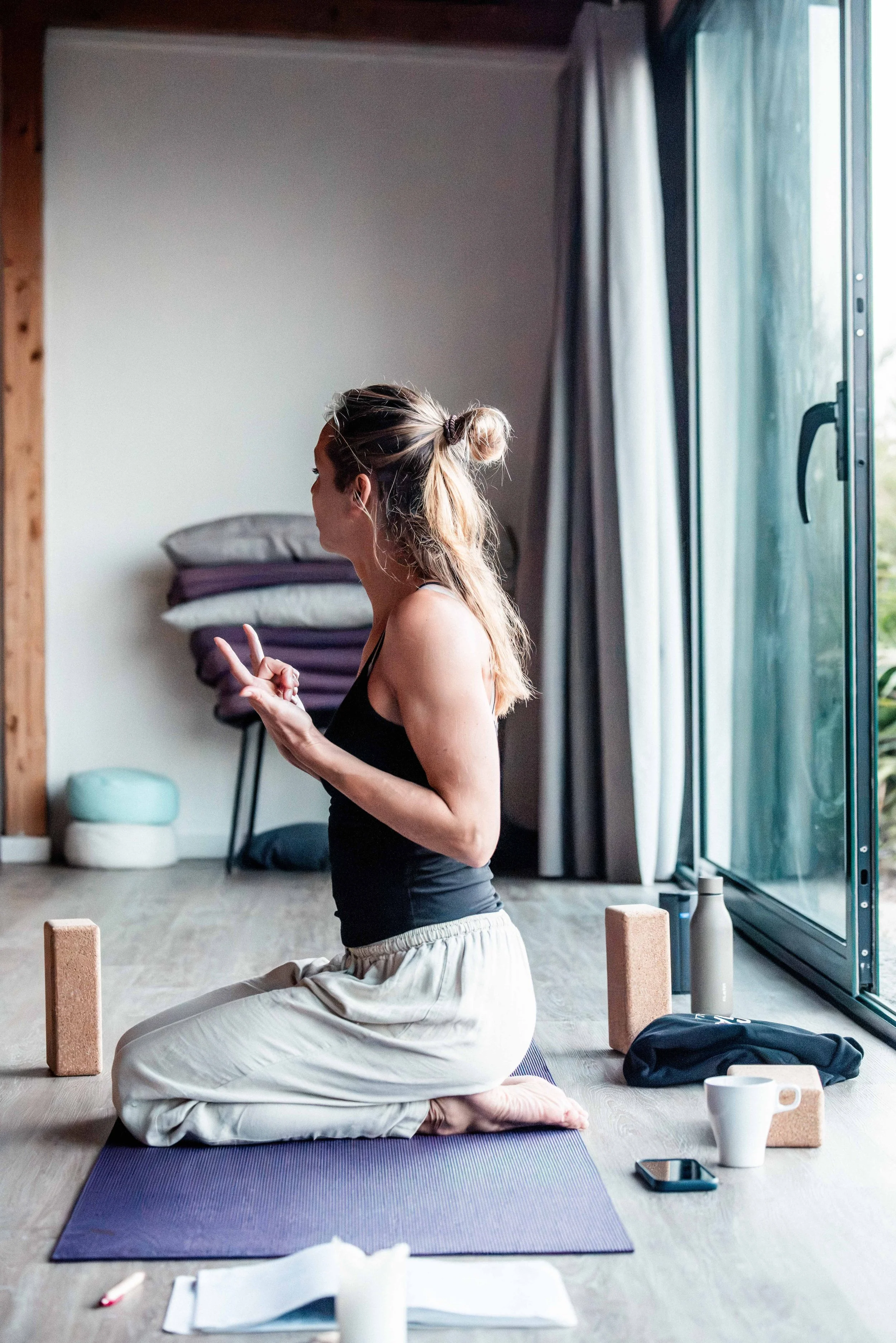 Sukacita_Retreat_Yoga_Breakfast_Group_DSC_4238_45.jpg