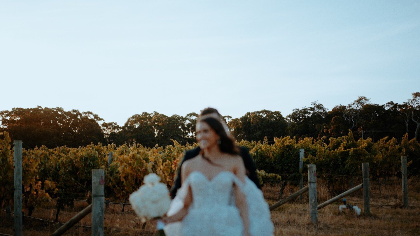 Smooth Textures and Arvo Glows!⁠
.⁠
.⁠
.⁠
Videography / @weddingtape⁠
Photographer: @jamessimmonsphotography⁠
Venue: @aravinaweddings⁠
Dress Designer: @demetriosbride⁠
Dress Boutique: @dionforbrides⁠
Suit Designer: @mjbale⁠
Florist: @lamyrtle_style_h