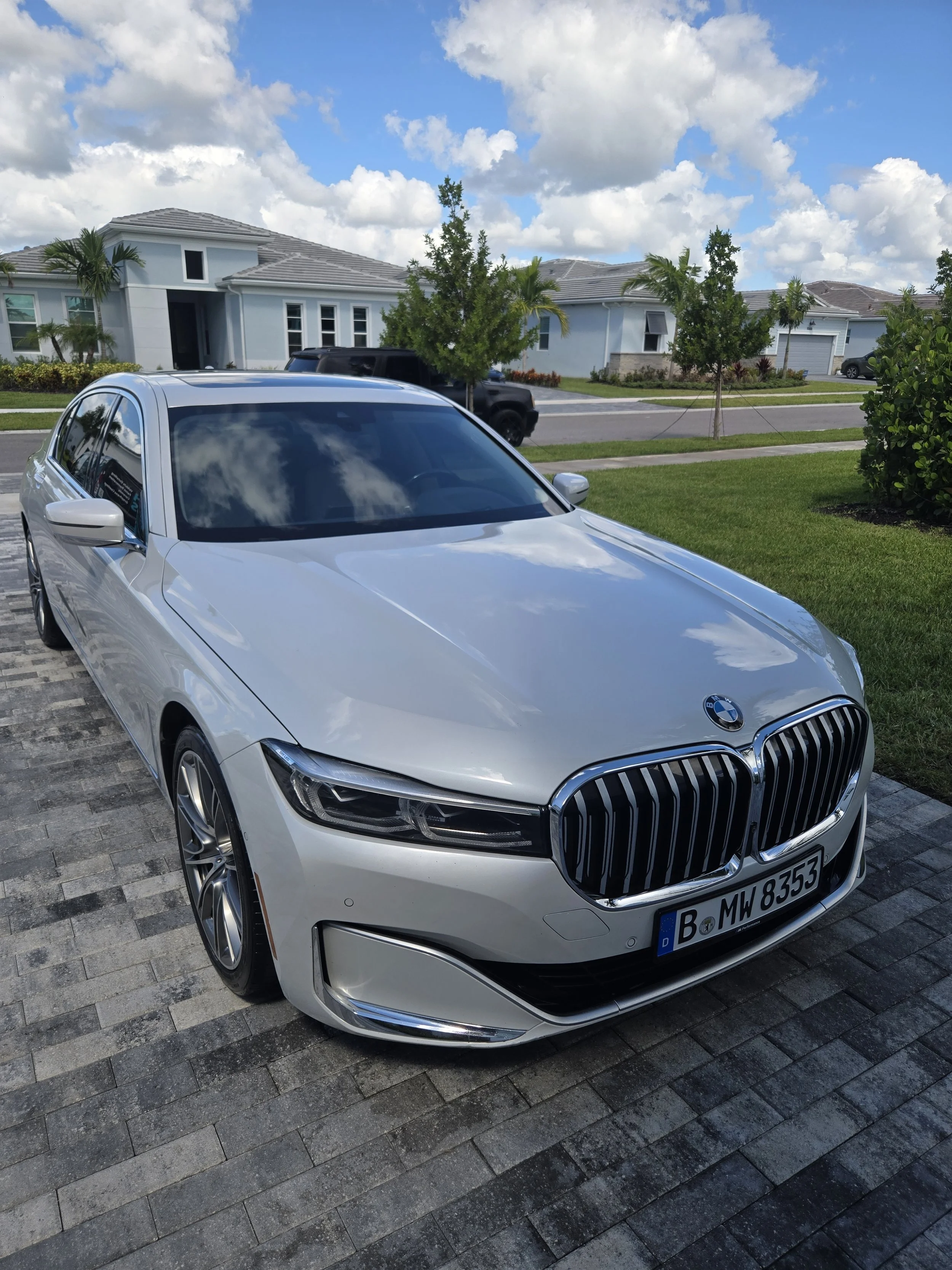 Signature on silver BMW