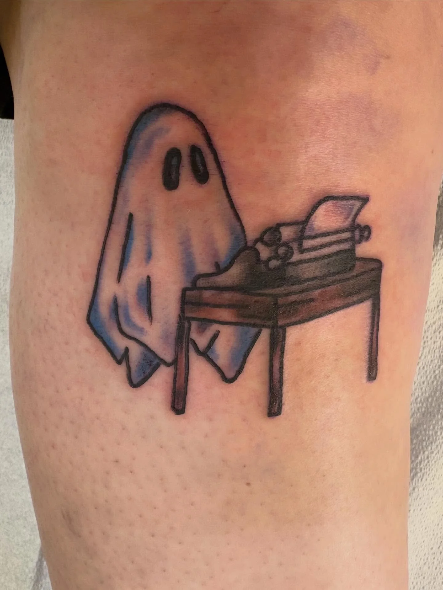 This is a bit of a different weekend update! I&rsquo;ve been back home in British Columbia since November 20th. I spent the weekend in Victoria with my bestie @kolinajane 💜💜 I had an edible and went to the museum at 11am, wrote toe-curling smut in 