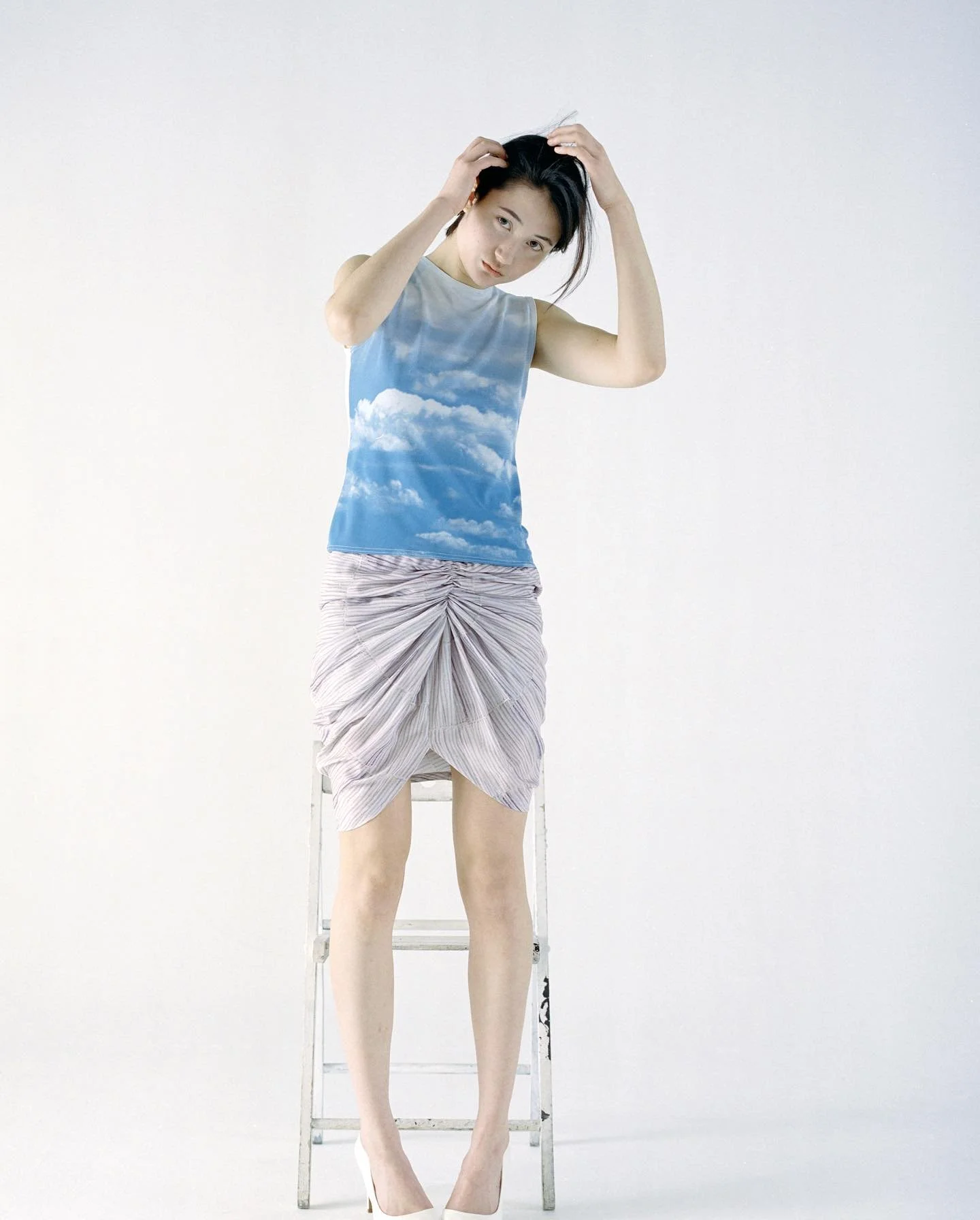 Partly cloudy🌥
…
…
…
❣️@ann.lieberhaller for @sleekmag shot by @gia.soeder on #cloudydayinberlin #archive #fashionarchive #fashioneditorial #archivedcostumes #curatedfashion #rentalhouse #nakedwithoutus #commedescostumesontheroa