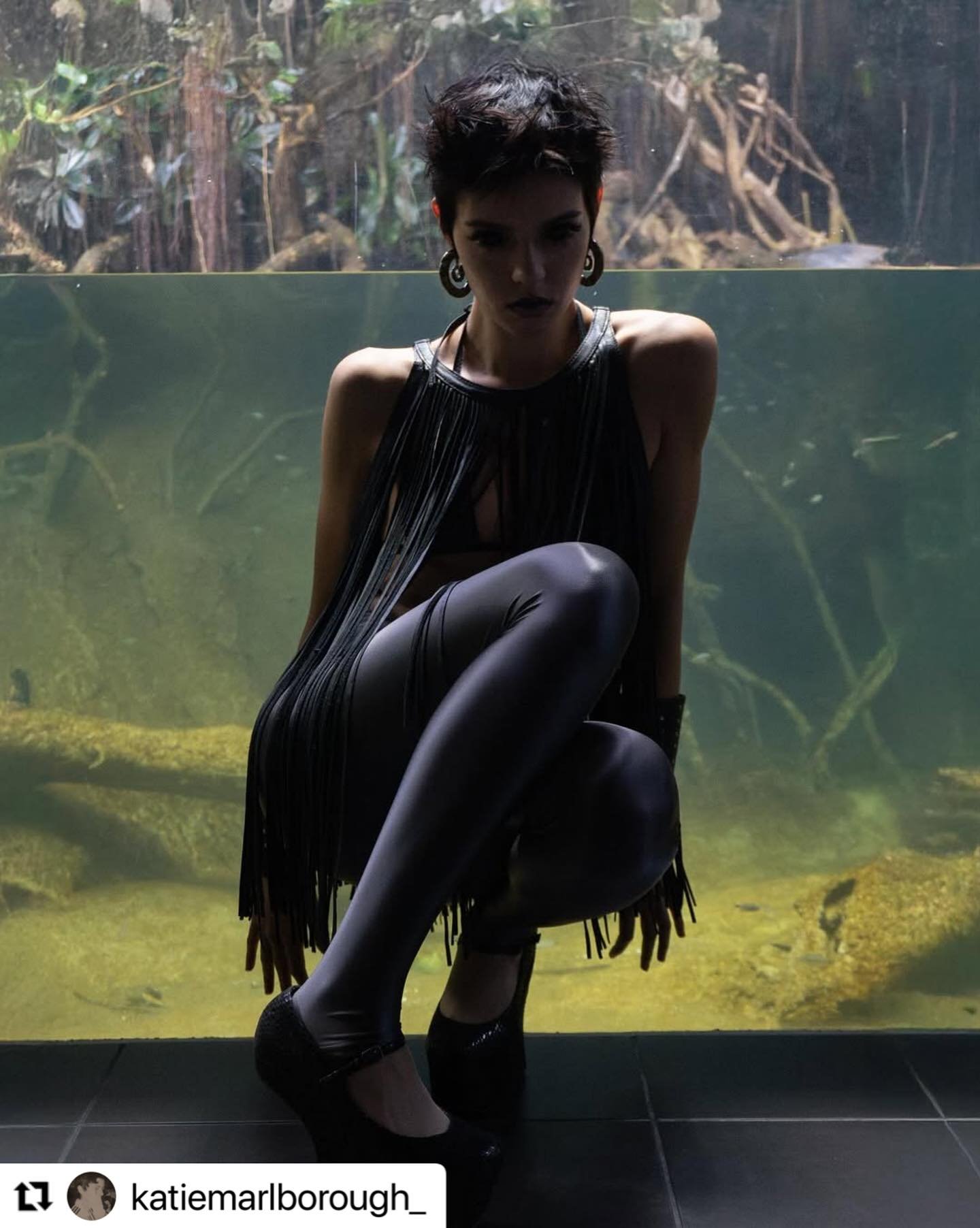 Leatherfringesaquashirt&hellip;
&hellip;
&hellip;
&hellip;
#styling by @katiemarlborough_ shot by @billy__leach in #mysteryaquaworld with @hugsk1sses ❤️
#leatherfringes #hotleather #fashionarchived #fashionfuckery #fashioneditorial #nakedwithoutus #c
