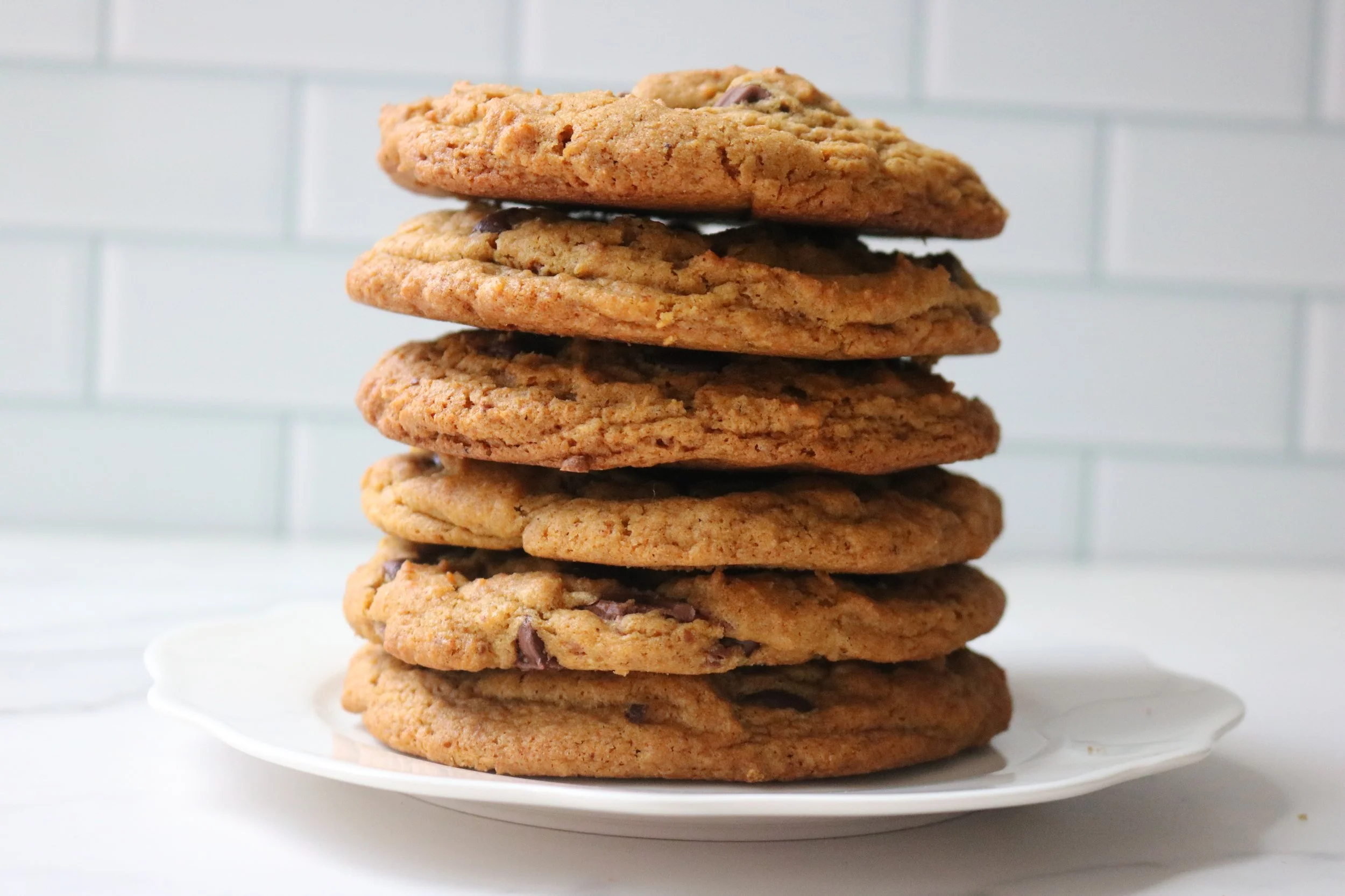 Chewy Pumpkin Chocolate Chip Cookies