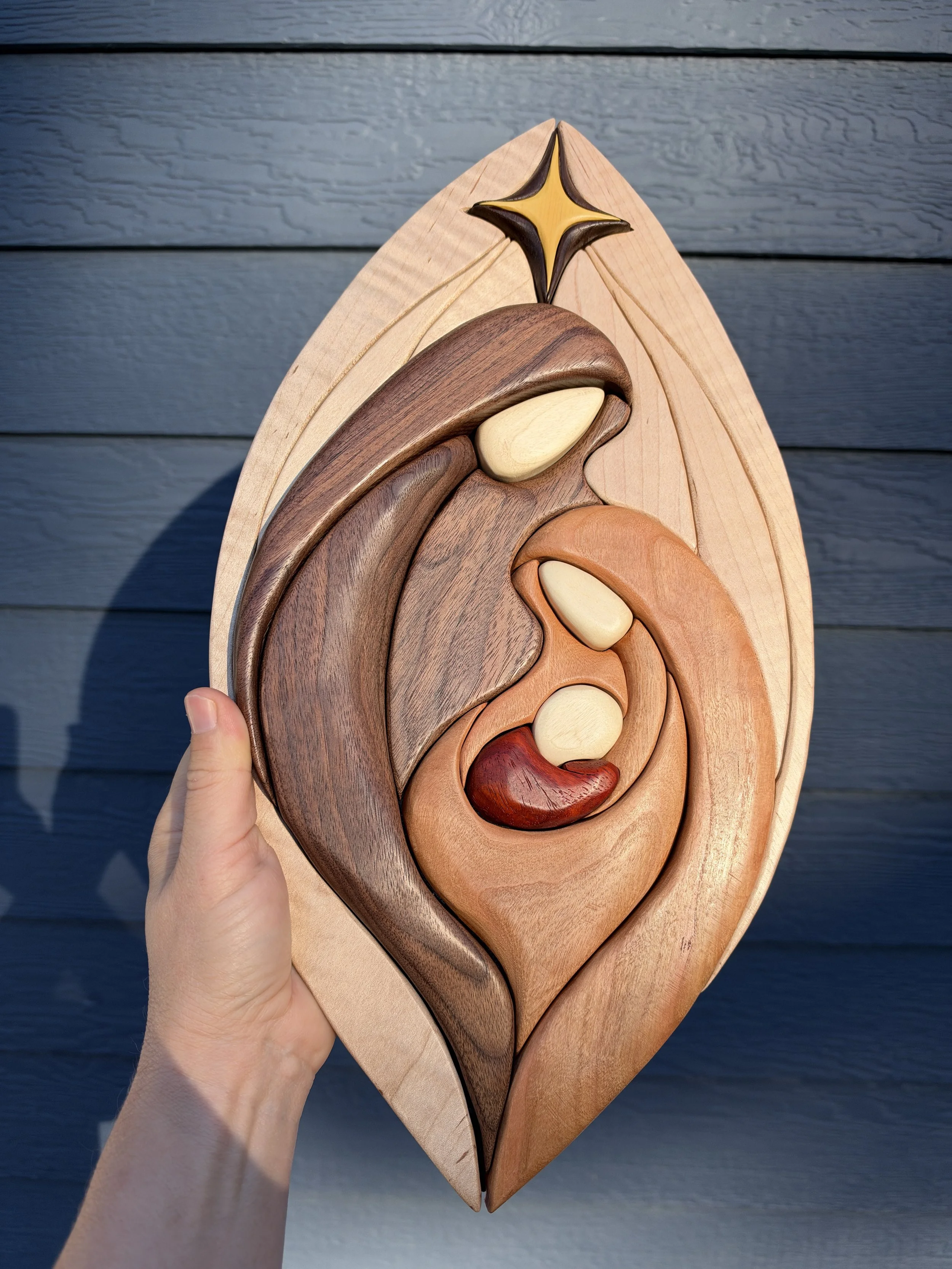 Full front view of the wooden nativity wall hanging