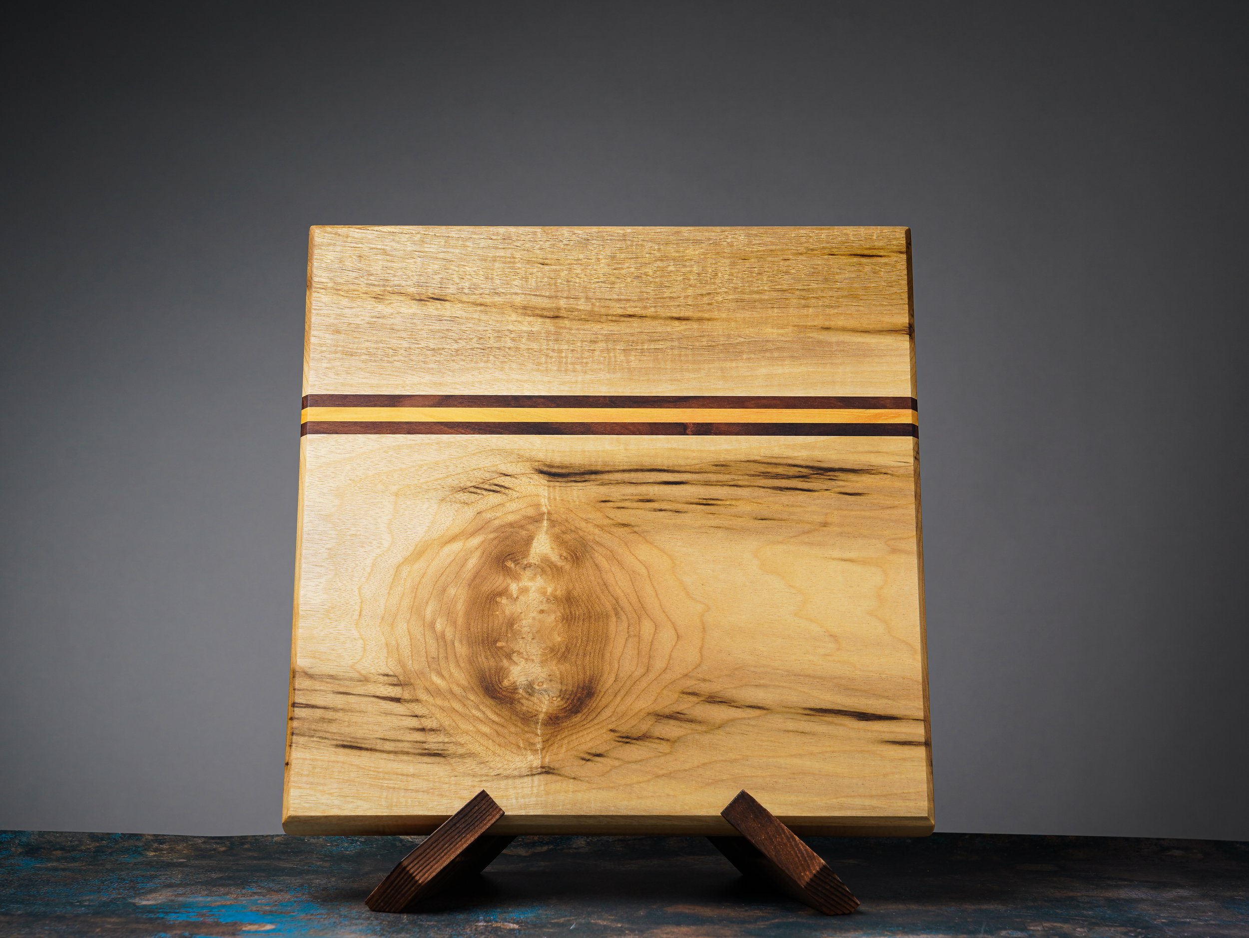 Handcrafted Myrtlewood Cutting Board 11.25 x 11.25 x 1 in