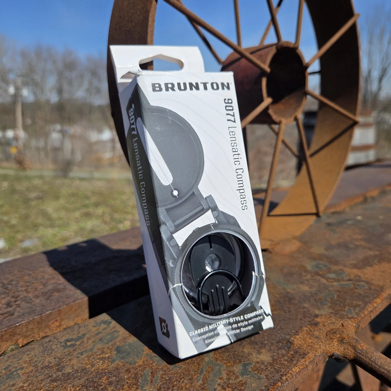 NEW Brunton 9077 Compass