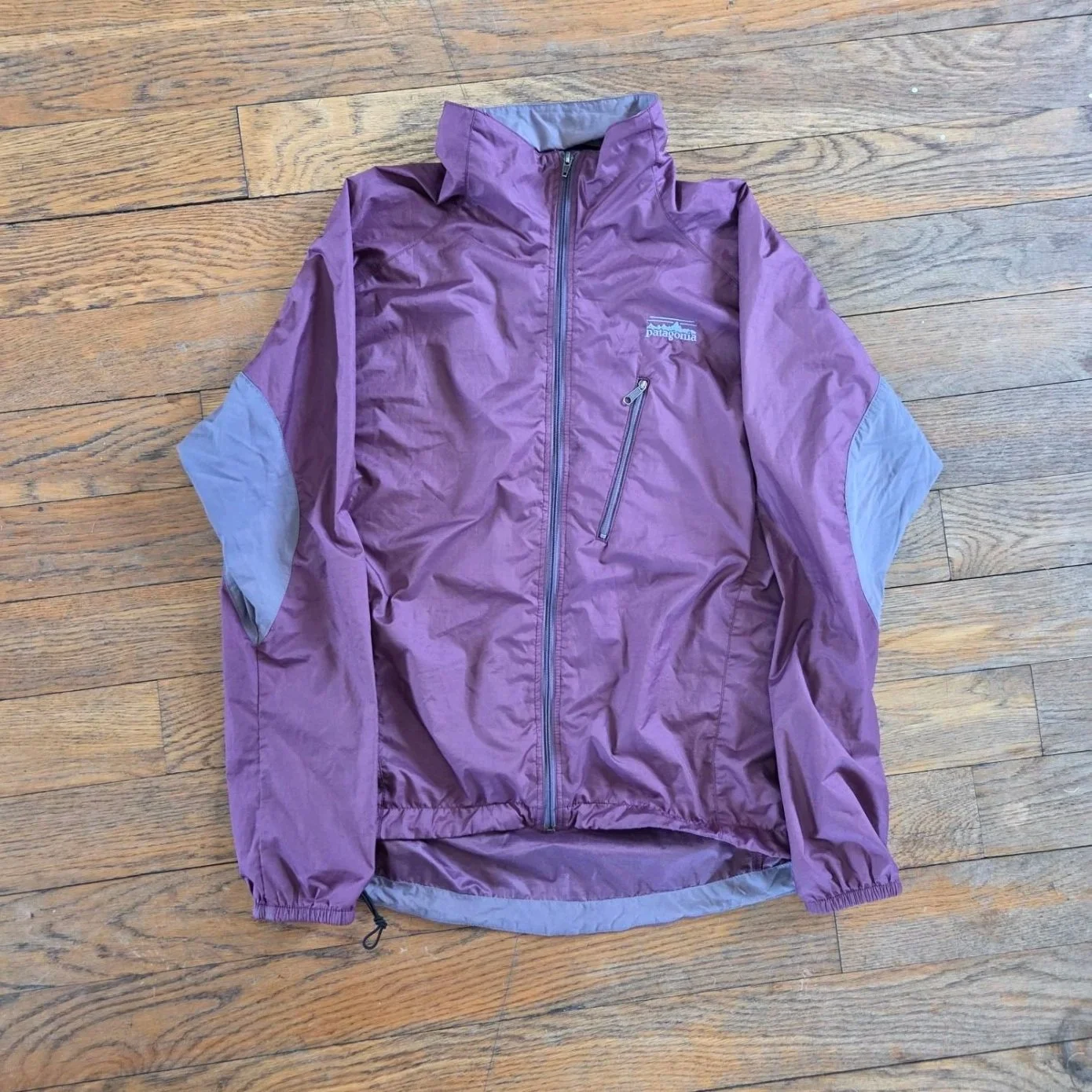 Patagonia Lightweight Jacket, Women's Medium (Consignment)