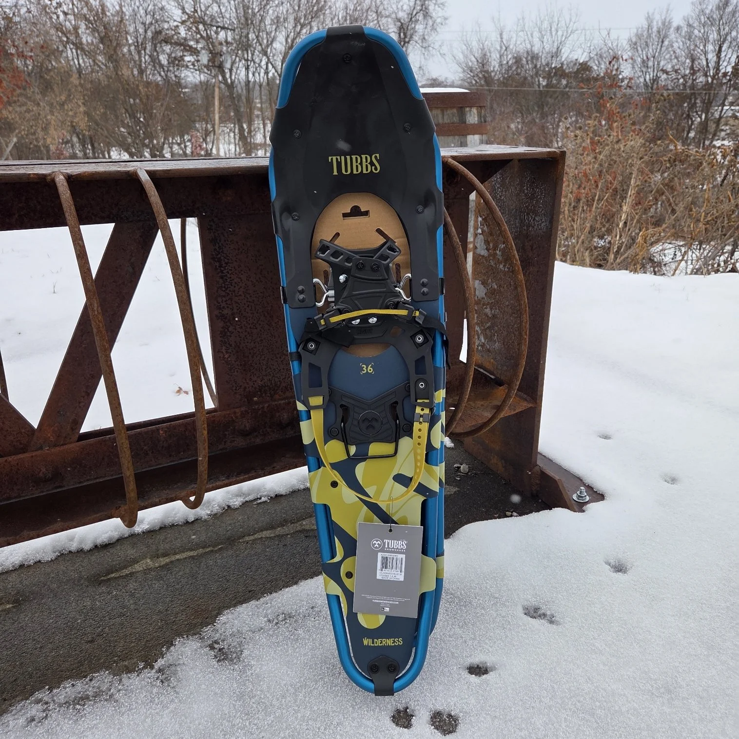 NEW Tubbs Wilderness 36" Snowshoes (For 220 - 300 lb Users)