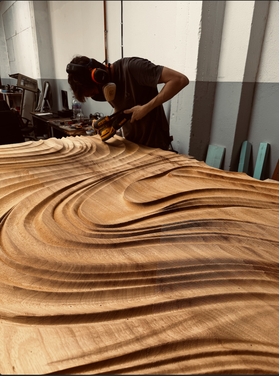 Saumarra door being carved in the workshop