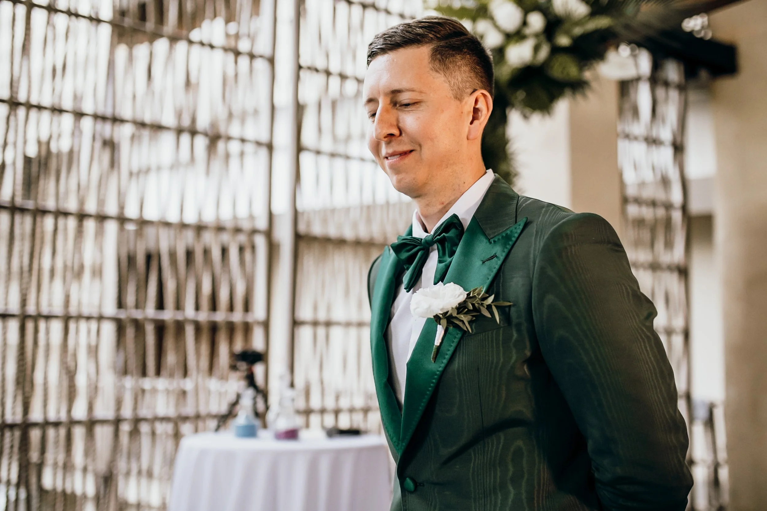 HOLLY & MIKE-0188.jpg