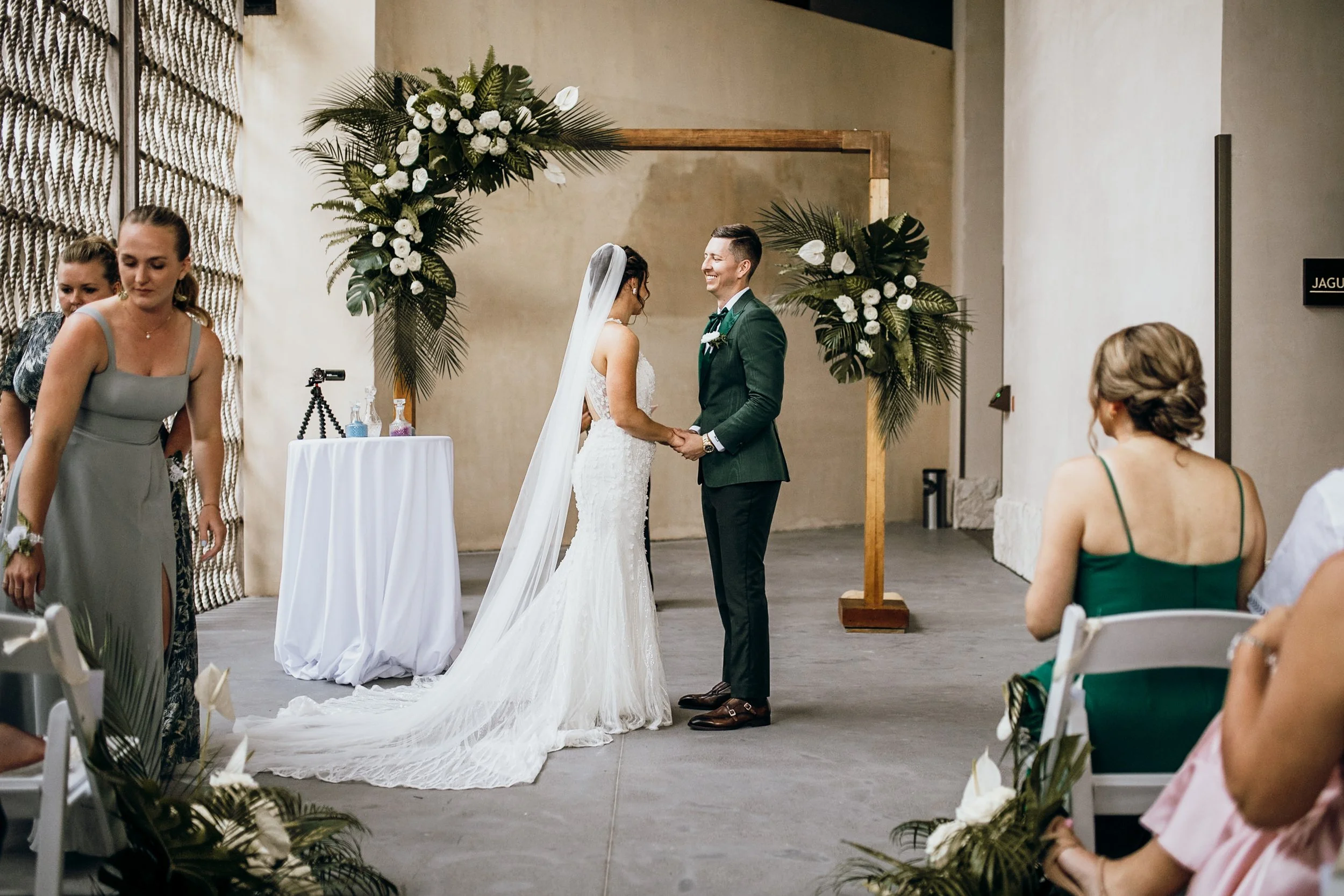 HOLLY & MIKE-0265.jpg