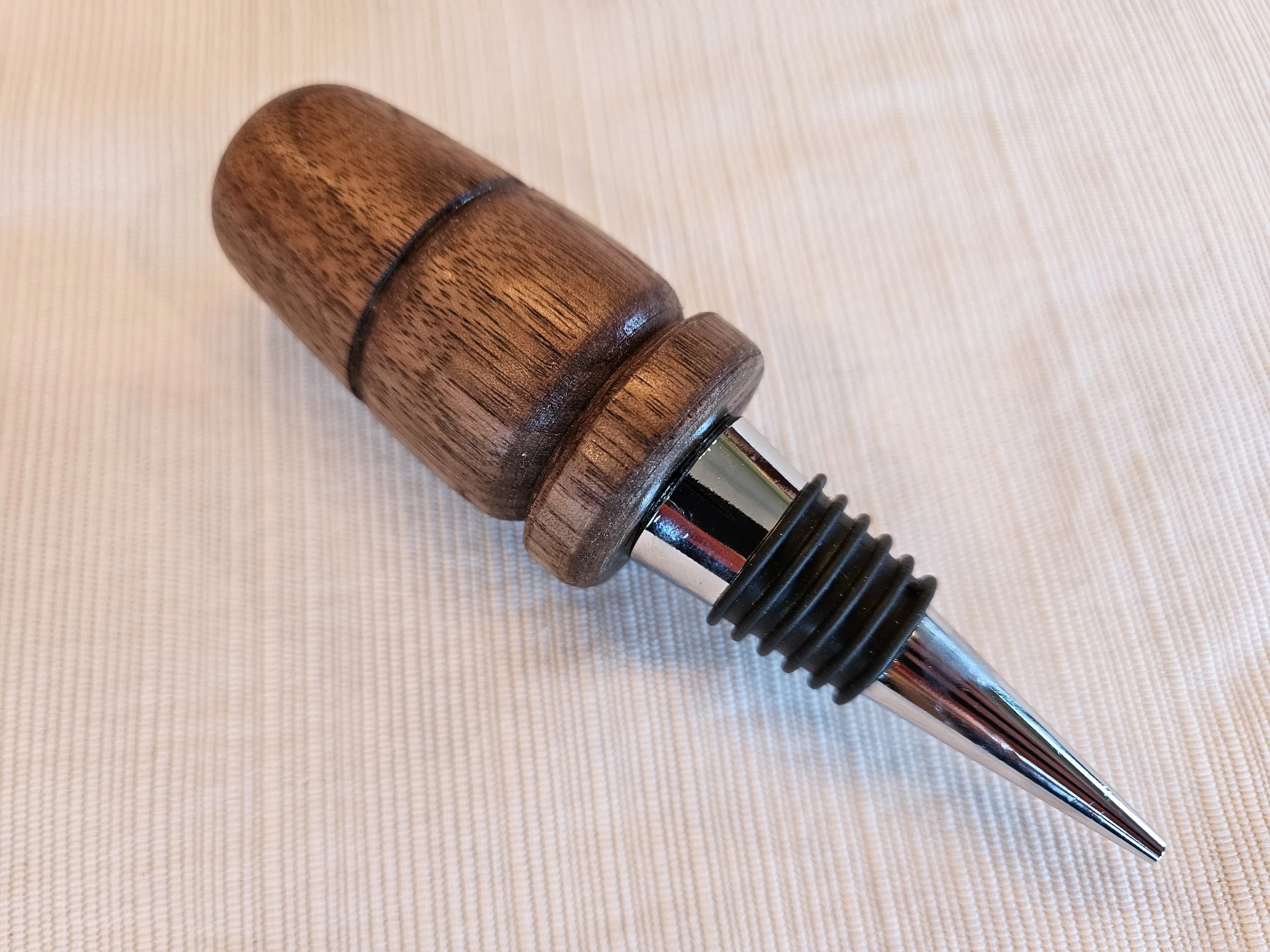 Wine Bottle Stopper - Walnut