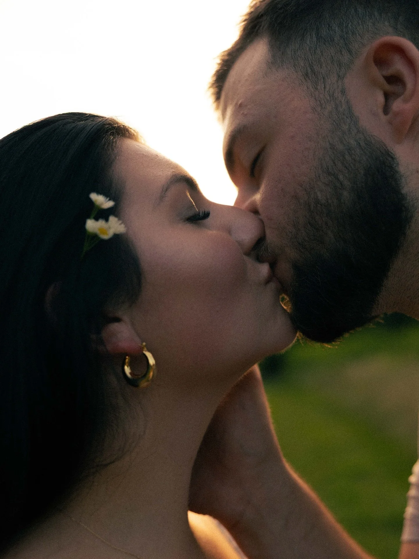 spending your session doing your favorite thing + turning it into a date will always make your photos look so good 

#engagementphotoshoot #couplephotographer #tennesseephotographer #nashvillephotographer #eastcoastphotographer #georgiaphotographer #