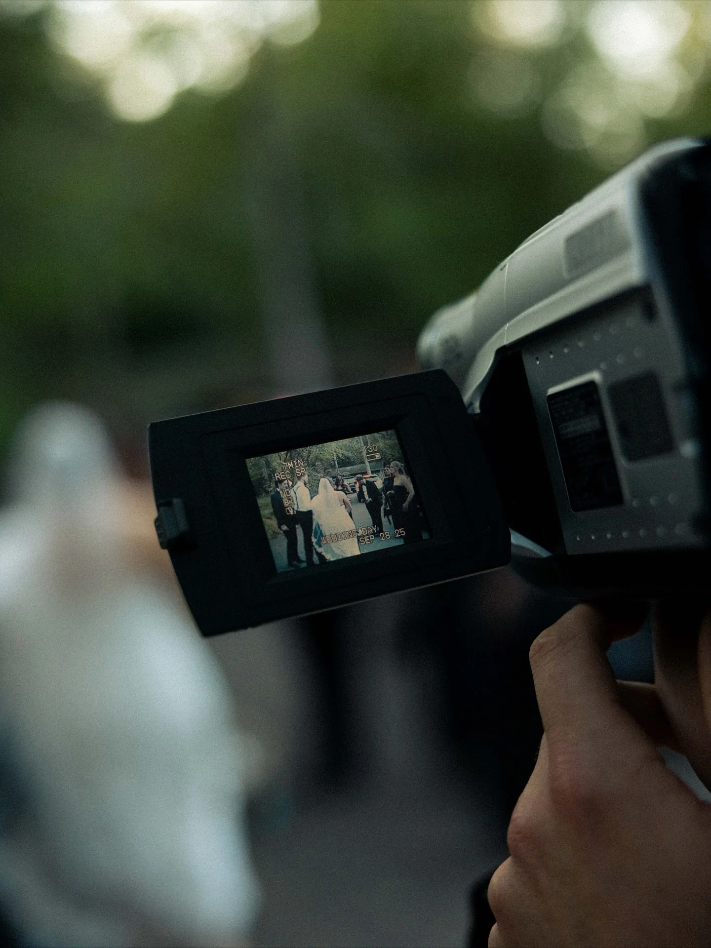 a wedding full of so much love, laughters and tears 🤍🕊️

photographer: @savanahmariephotography 2nd : @makaylaashlynnphotography 
venue: @hotelcleo @lilouknoxville @ijamsnaturecenter 
dress: @vowdweddings 
florals: @flourishflowersknox 
planning/co