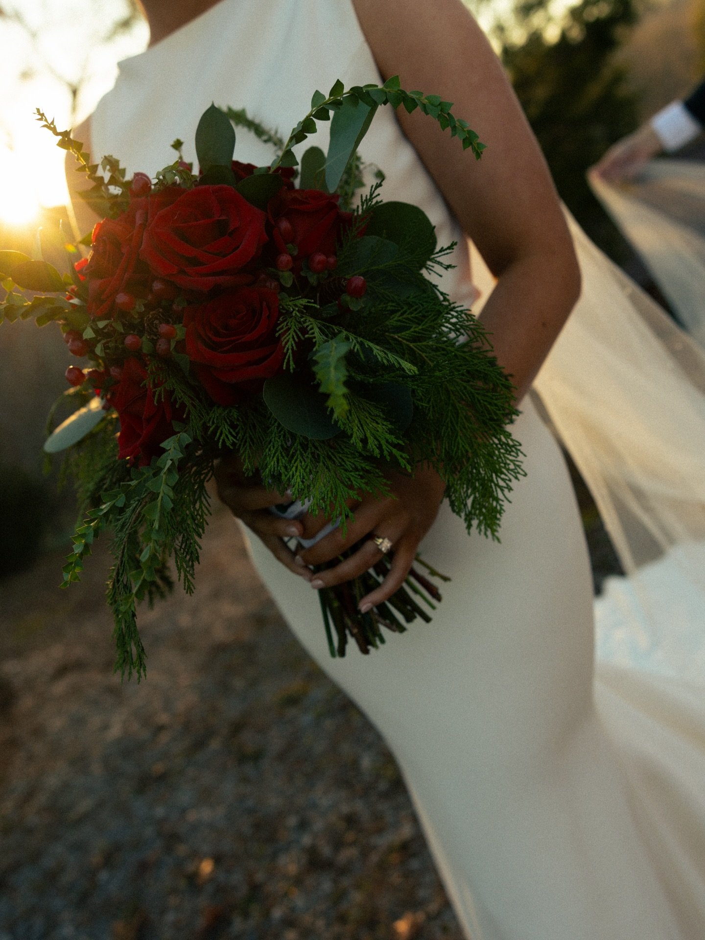 a christmas wedding in the smokies &mdash; i love the stutts

#christmaswedding #gsmwedding #tennesseeweddingphotographer #tennesseephotographer #tnwedding