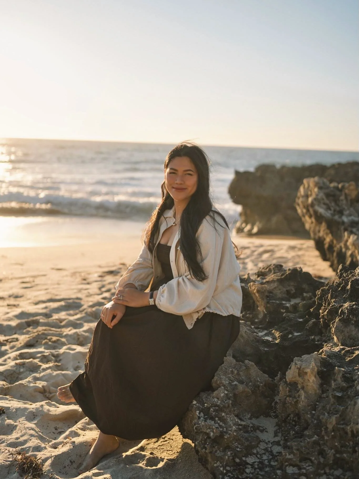 A short re introduction to those new here on my little page. 

Hello Friends! 👋
My name is Cheska, and I&rsquo;m your next door bespoke wedding cake designer. I also own @cailaposhevents for micro event styling needs, event equipment hire, and @feas