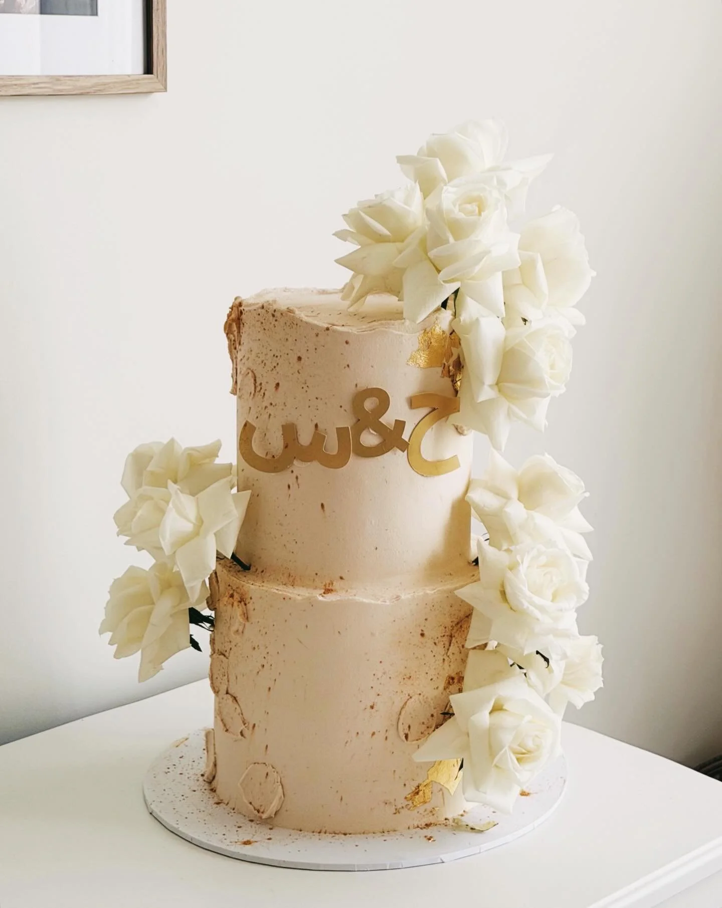 Gold is the colour! 🤍