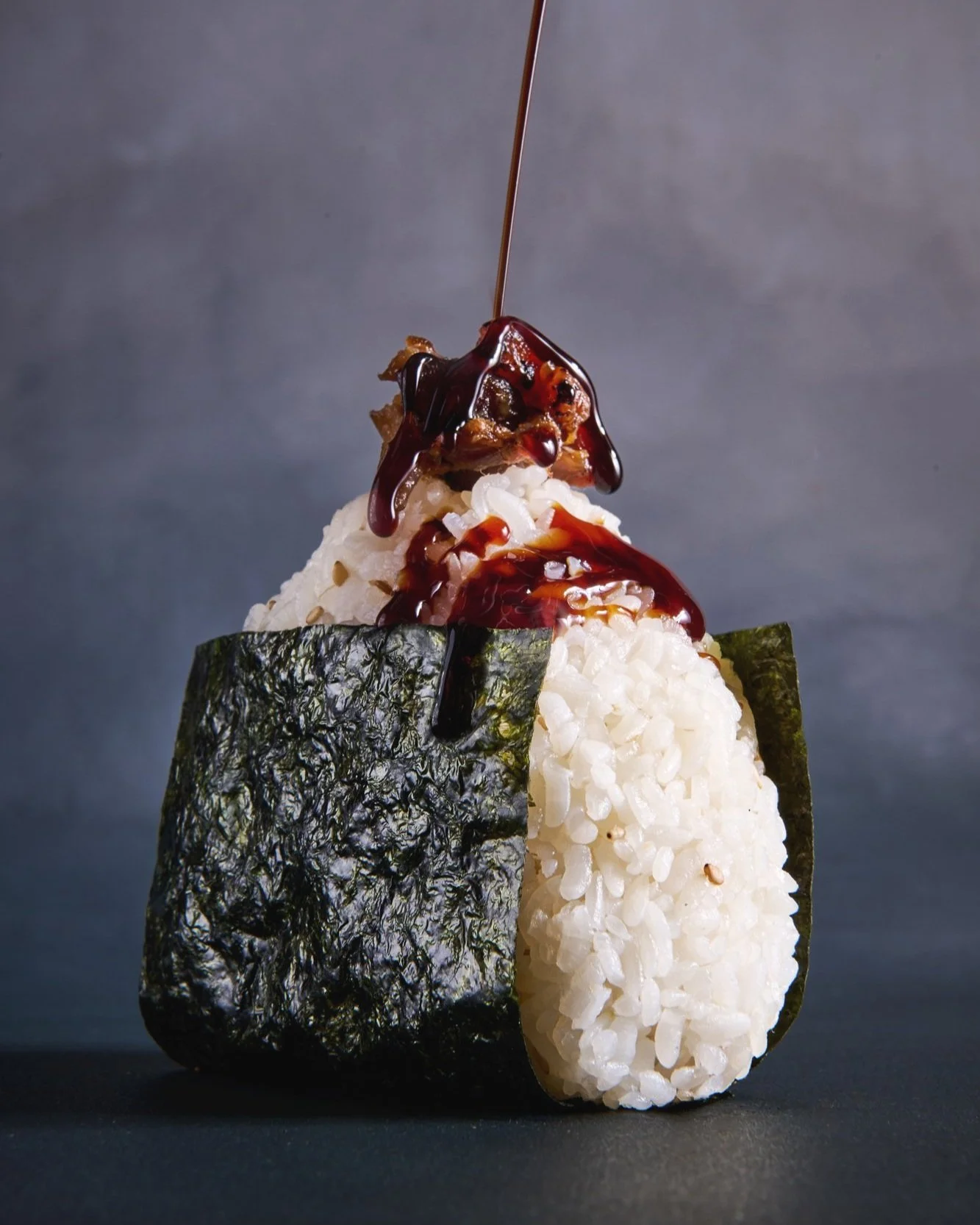 japanese-onigiri-sauce-pour.jpg