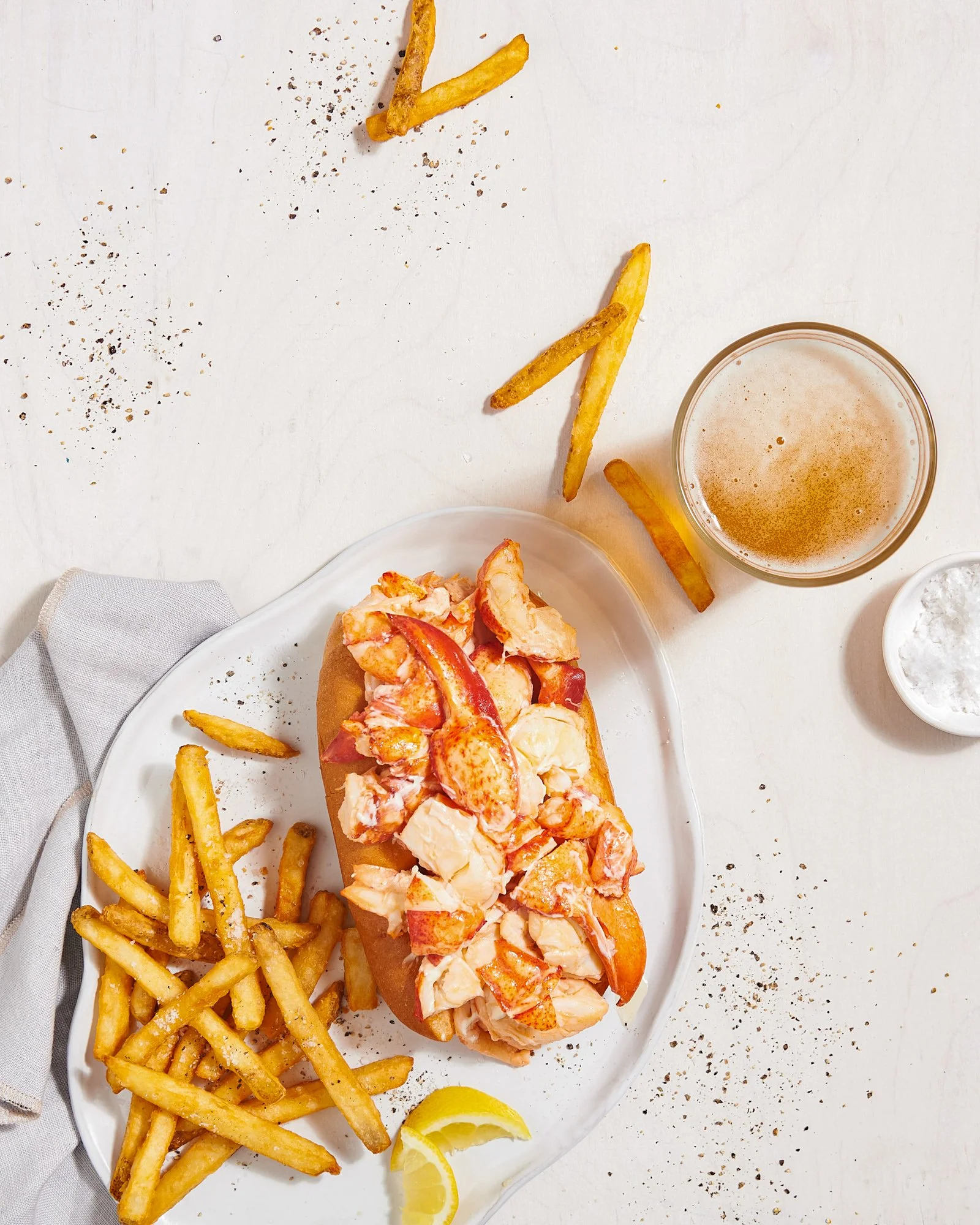 lobster-roll-fries-beer.jpg