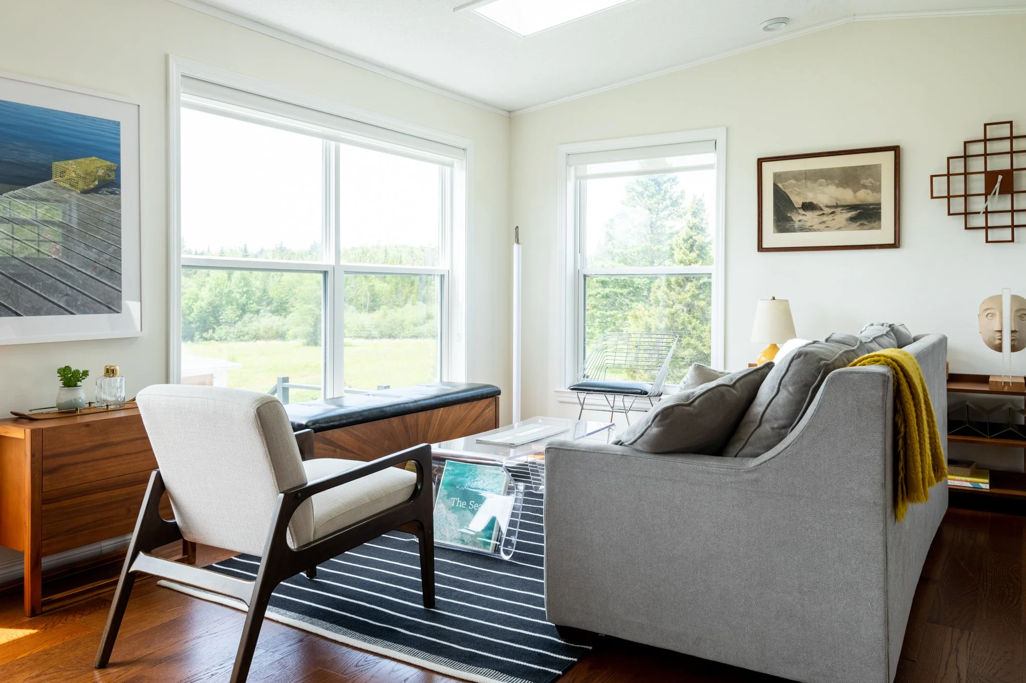 coastal-maine-airbnb-livingroom.jpg