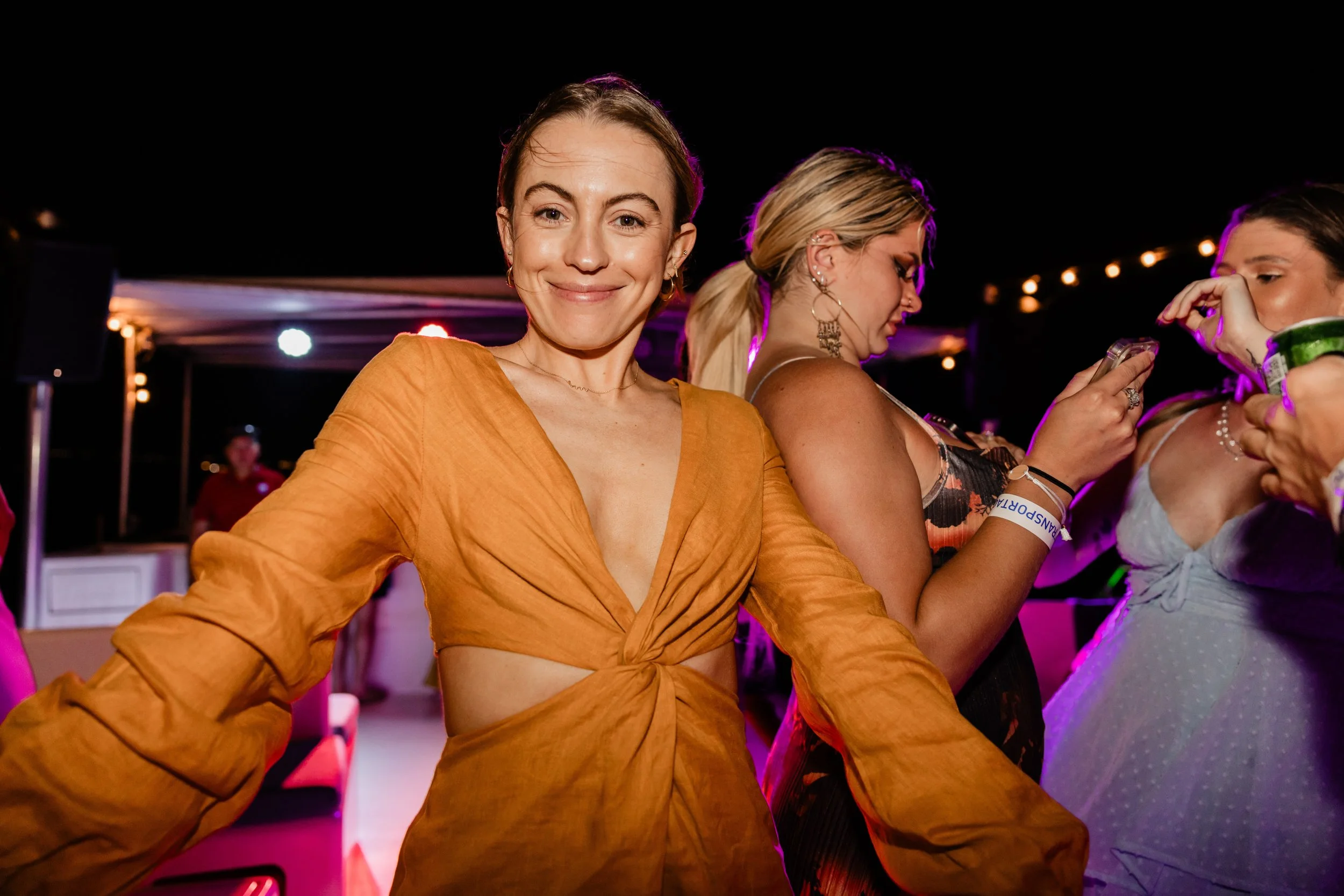 Fabi Rosas Cabo Wedding Photographer - Cabo Wave127.JPG