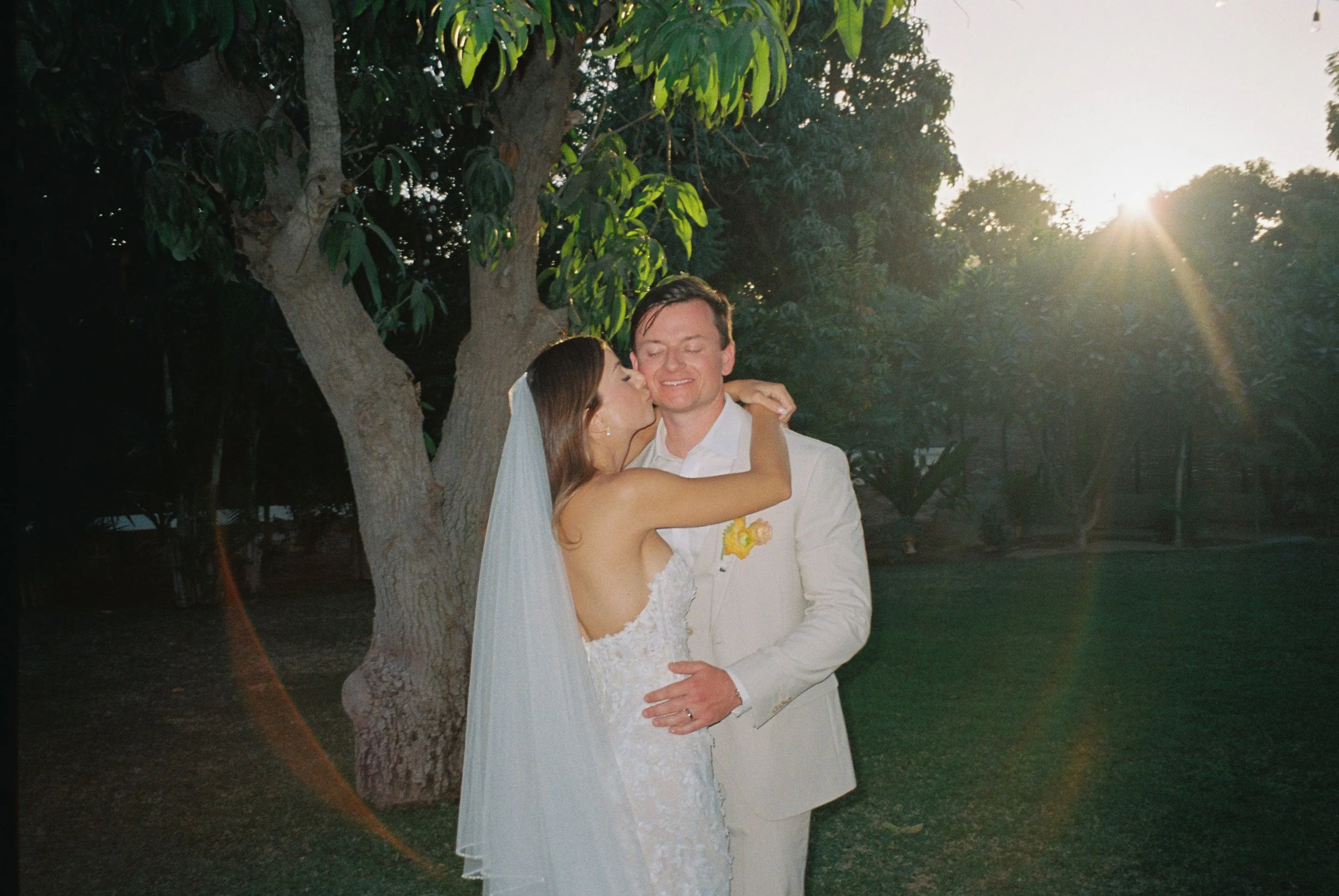 Fabi Rosas Cabo Film Photo Wedding-60.jpg